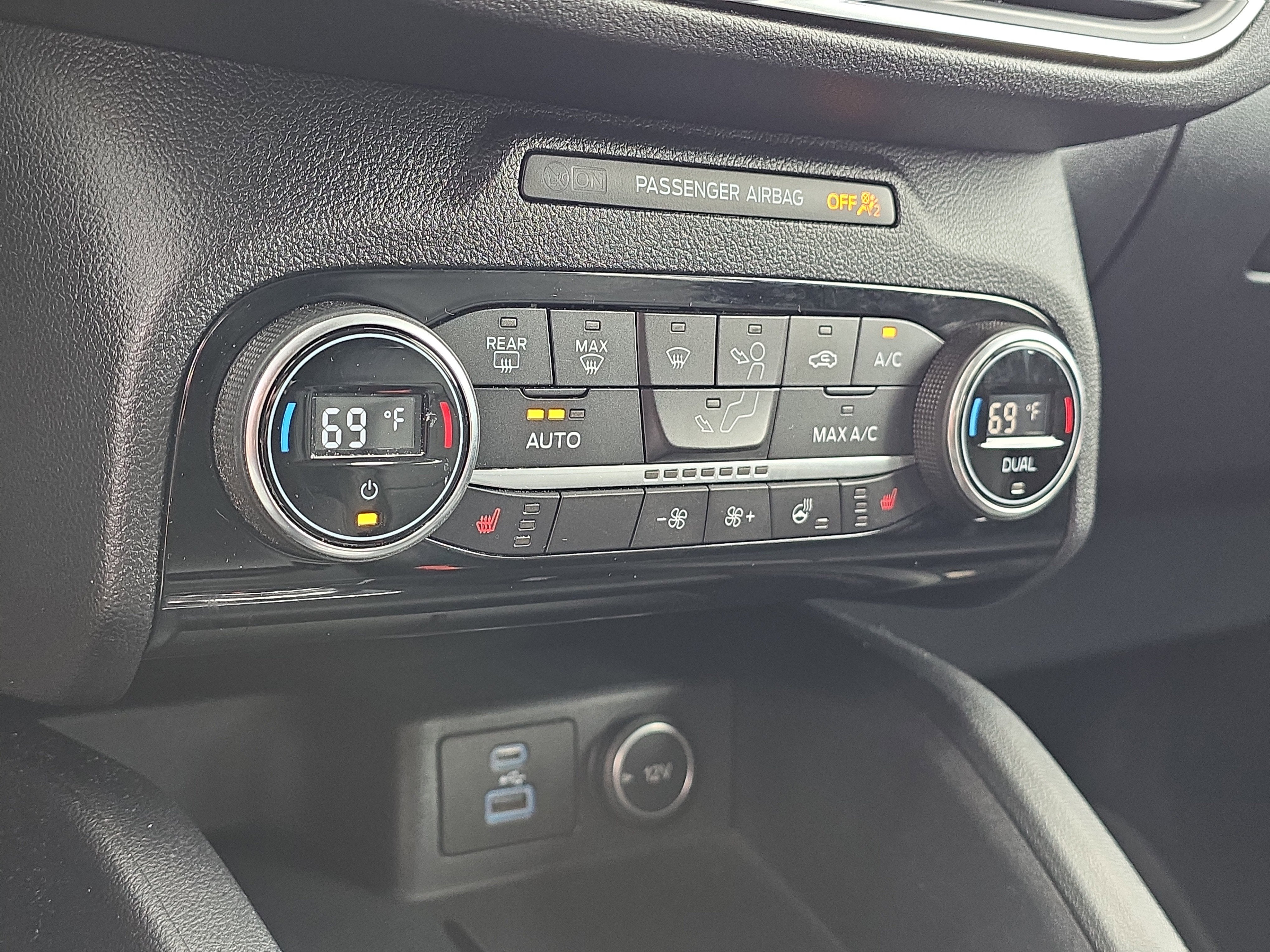 2021 Ford Escape Titanium