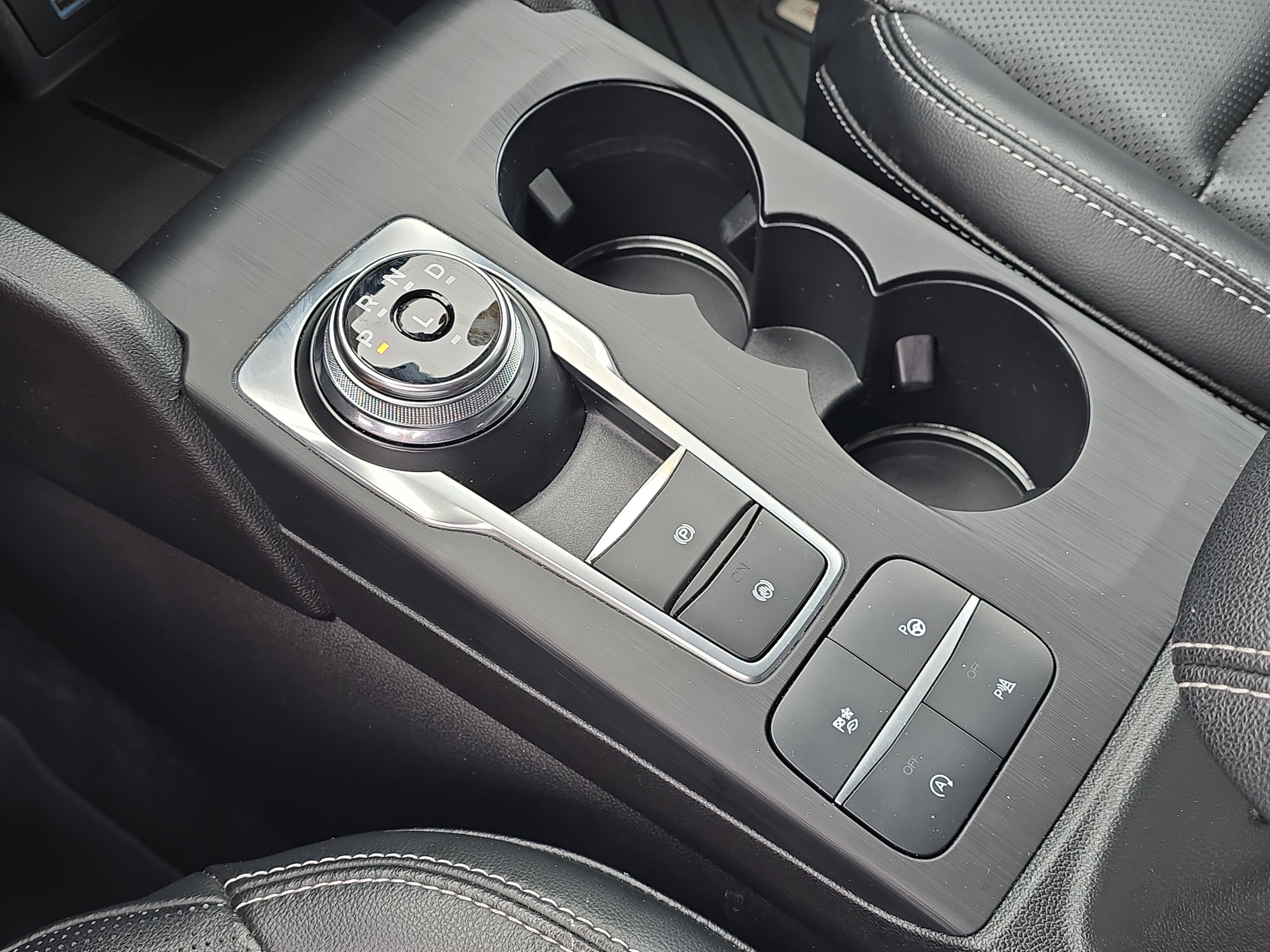 2021 Ford Escape Titanium