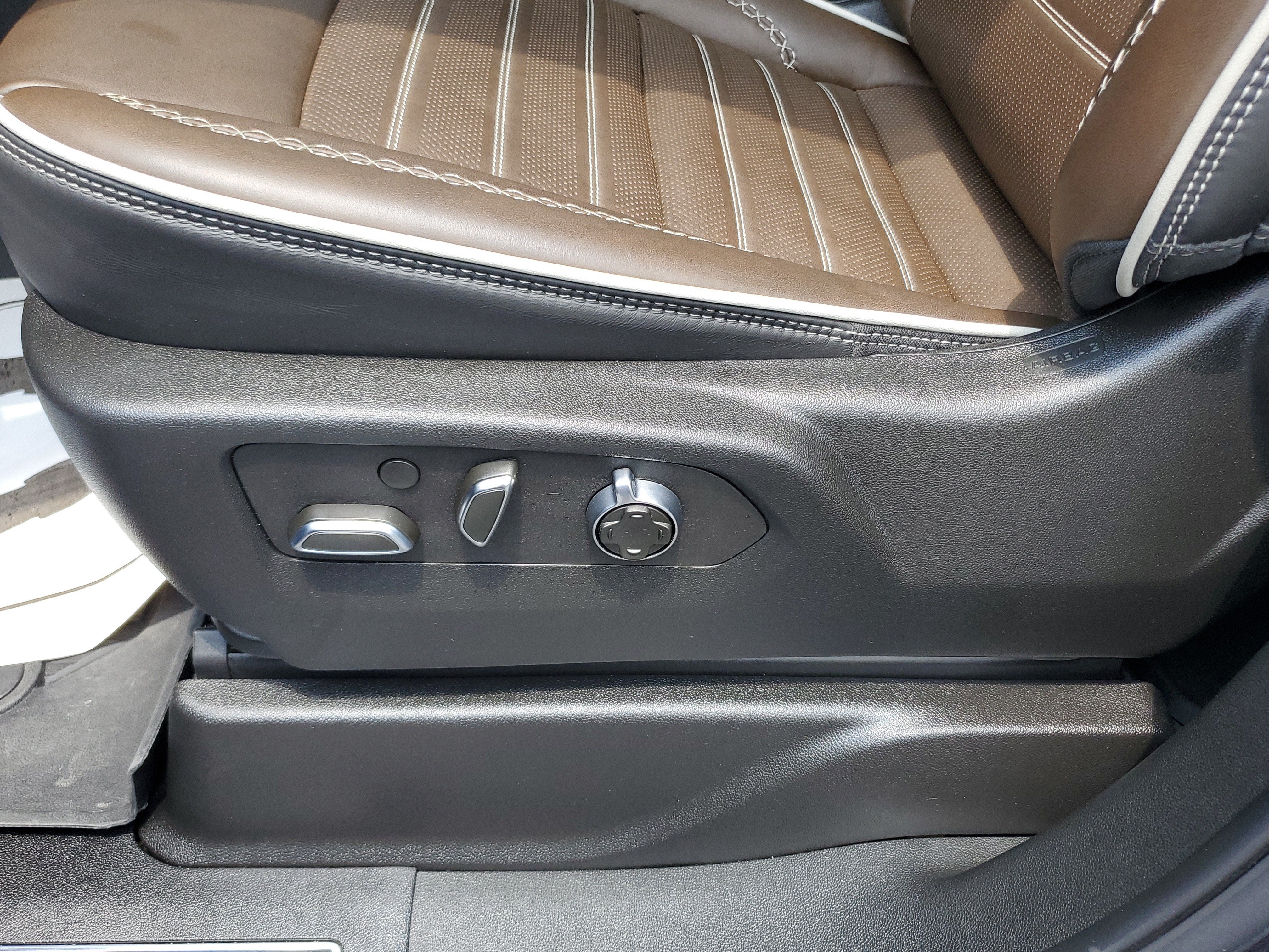 2025 GMC Yukon XL Denali Ultimate