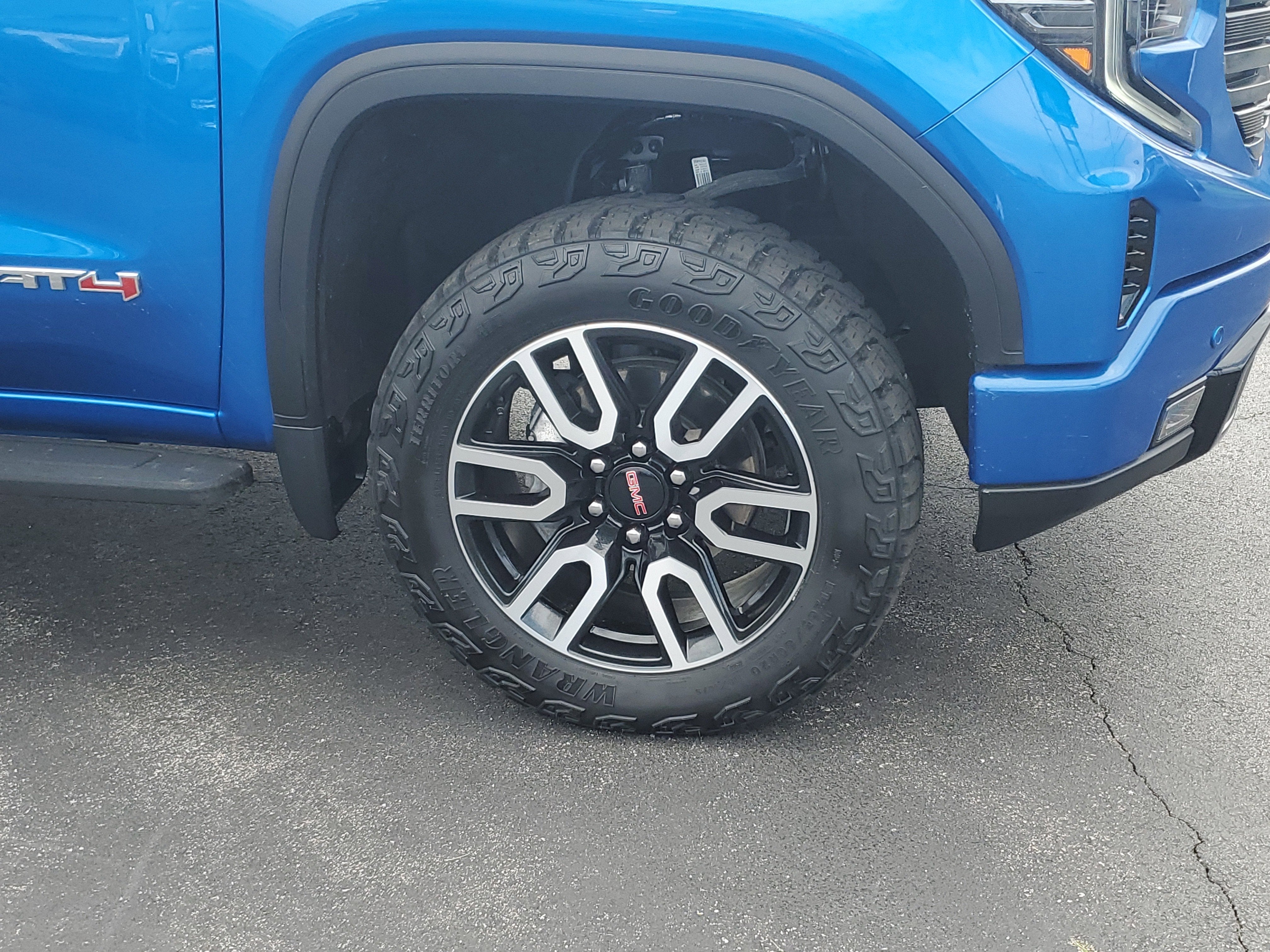 2024 GMC Sierra 1500 AT4