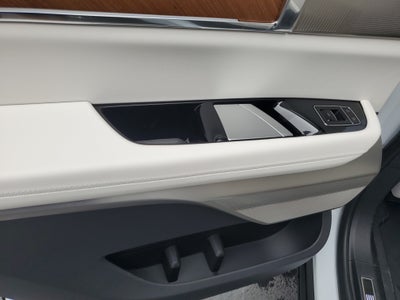 2027 Cadillac VISTIQ Luxury