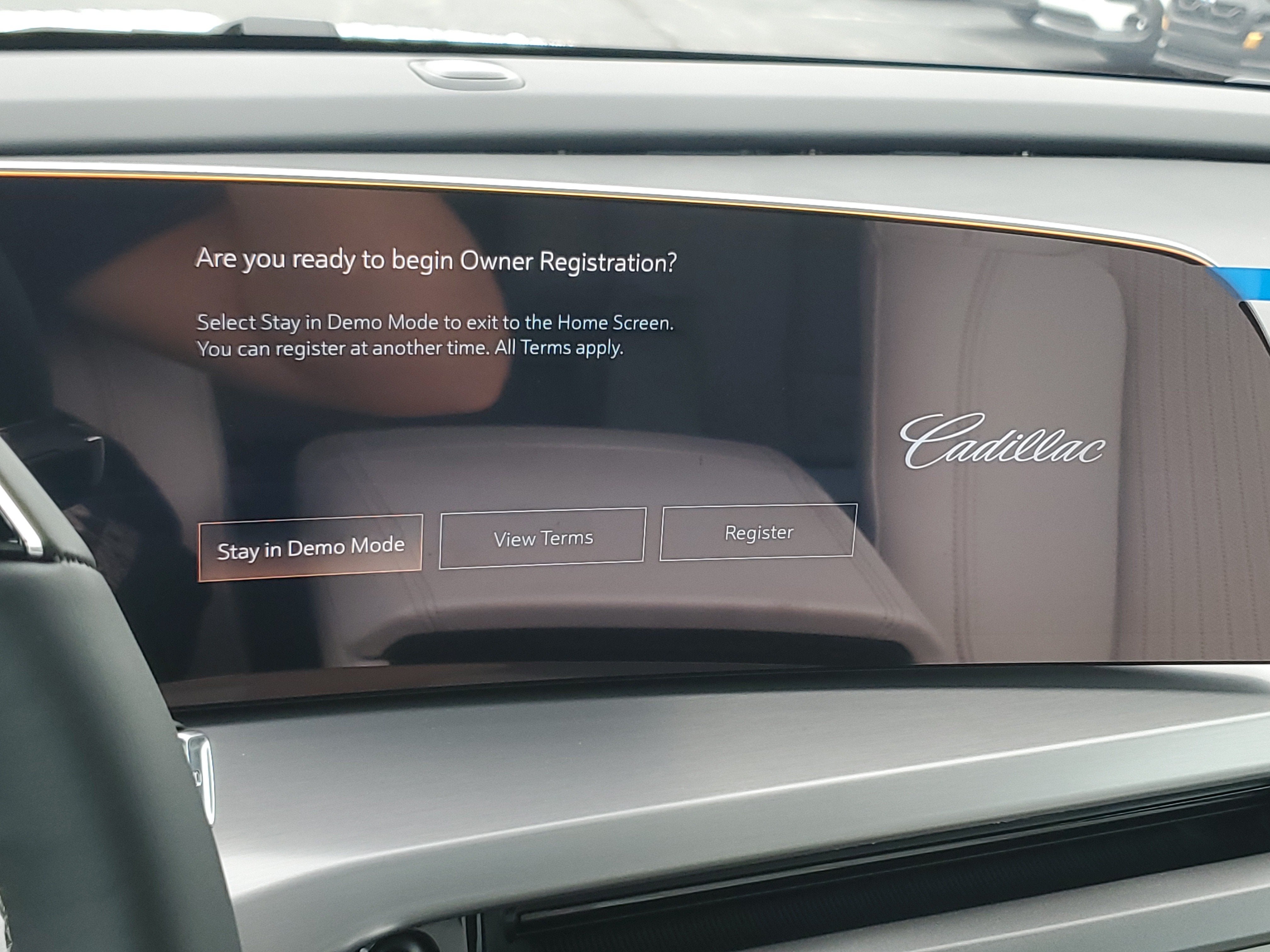 2027 Cadillac VISTIQ Luxury