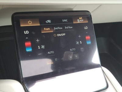 2027 Cadillac VISTIQ Luxury