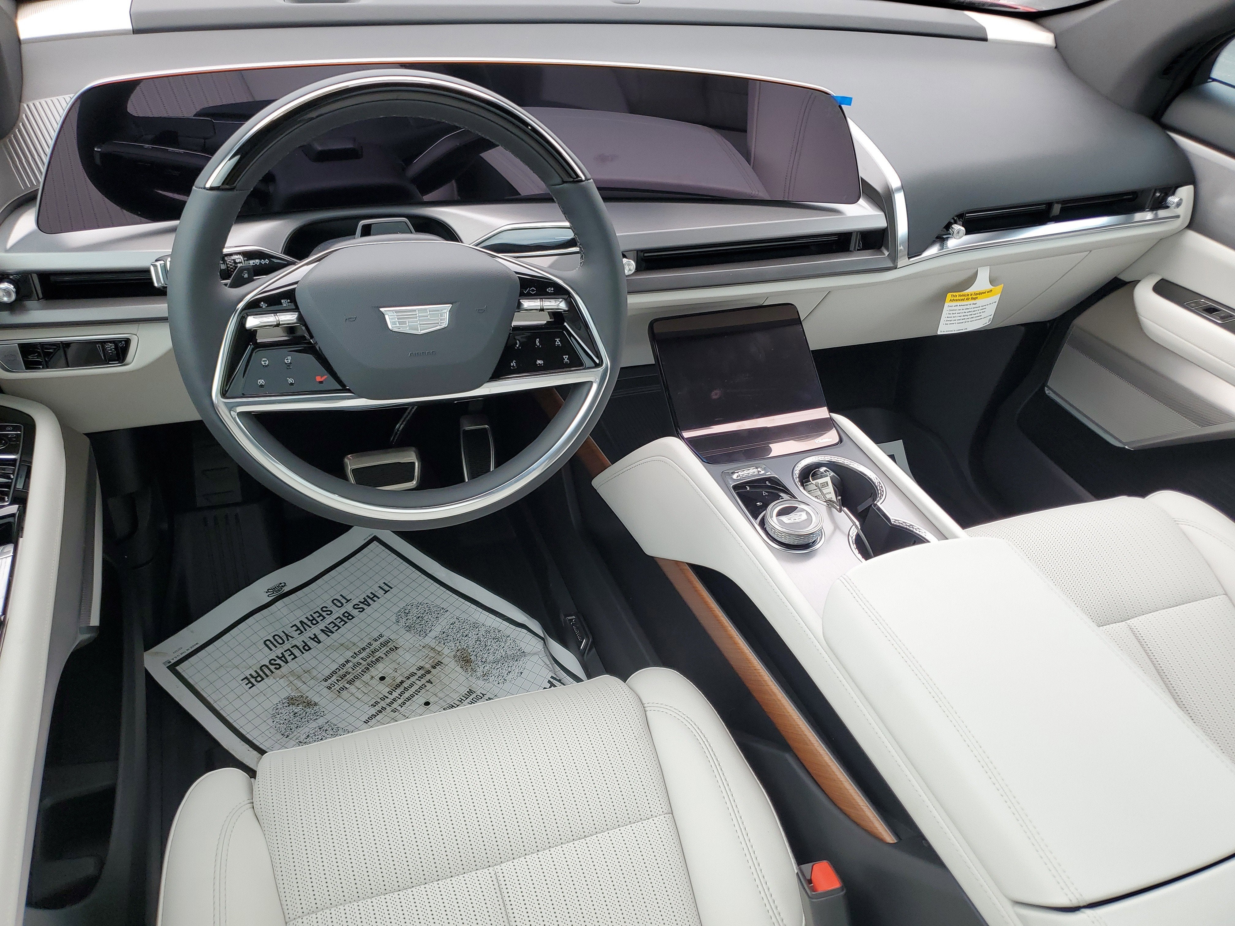 2026 Cadillac VISTIQ Sport