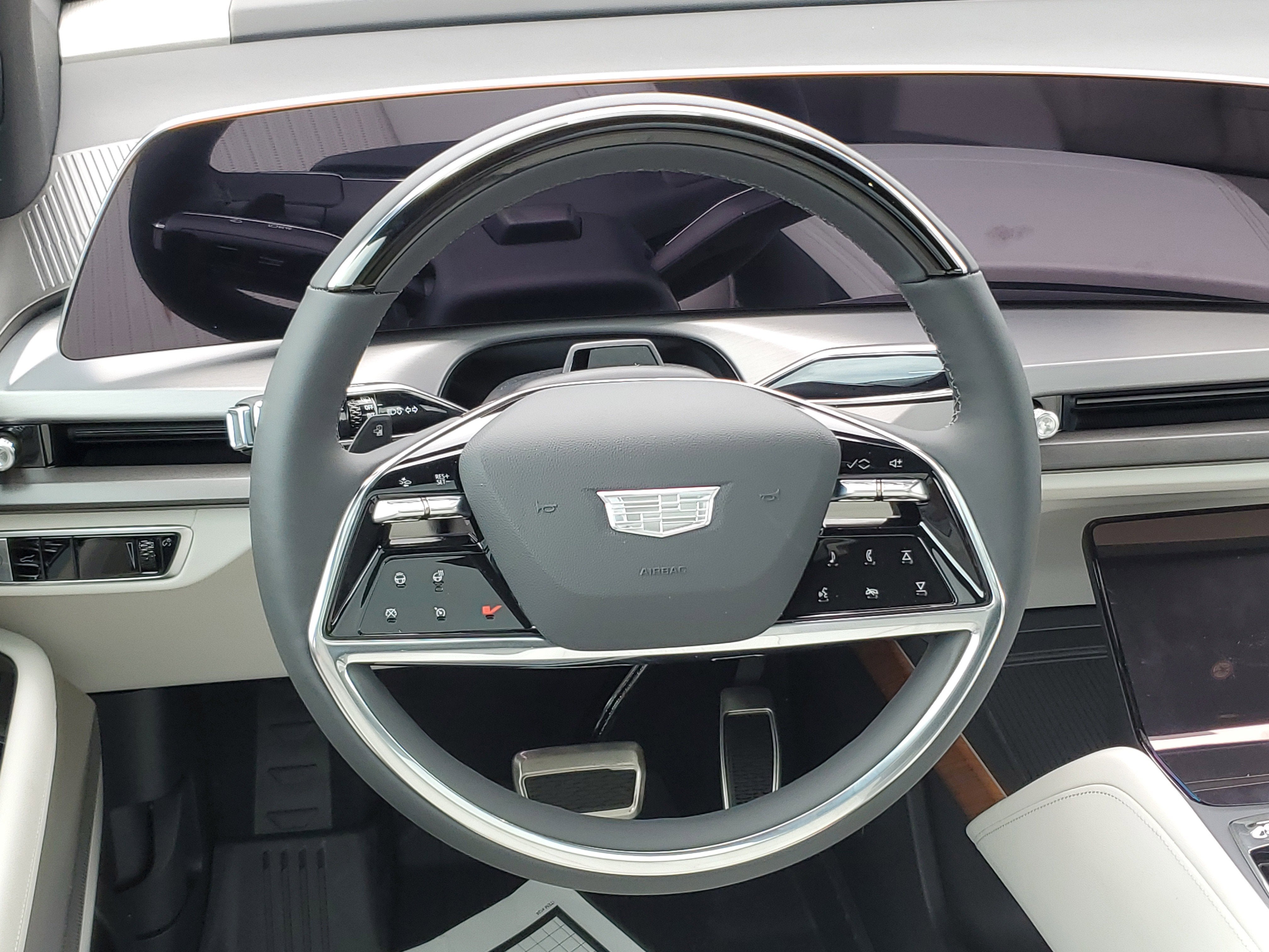 2026 Cadillac VISTIQ Sport