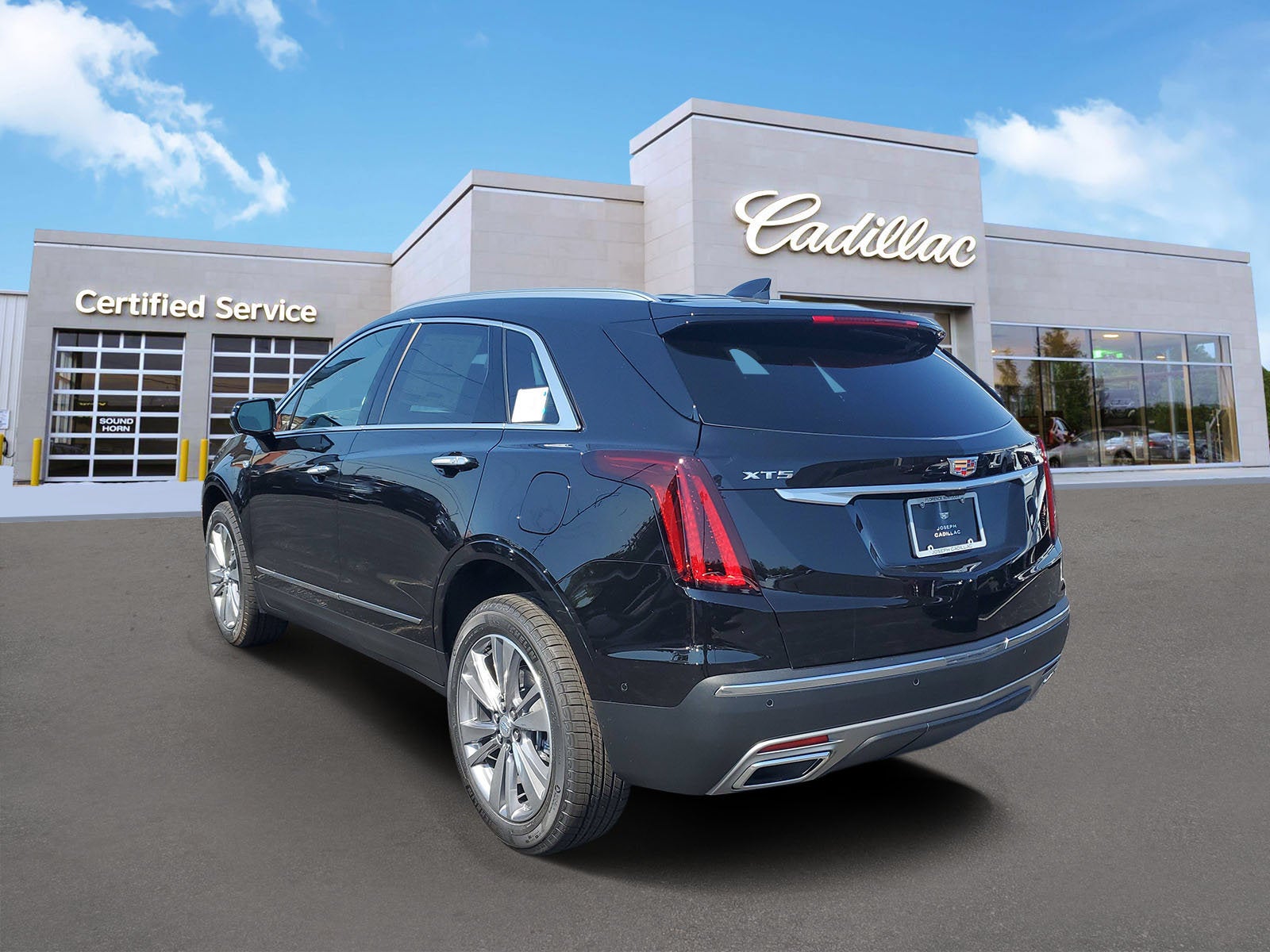 2026 Cadillac XT5 Premium Luxury
