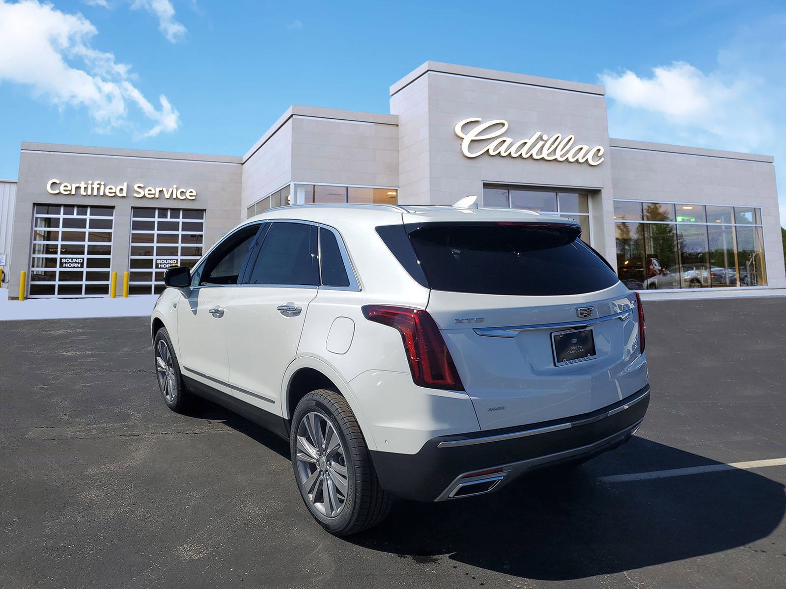 2026 Cadillac XT5 Premium Luxury