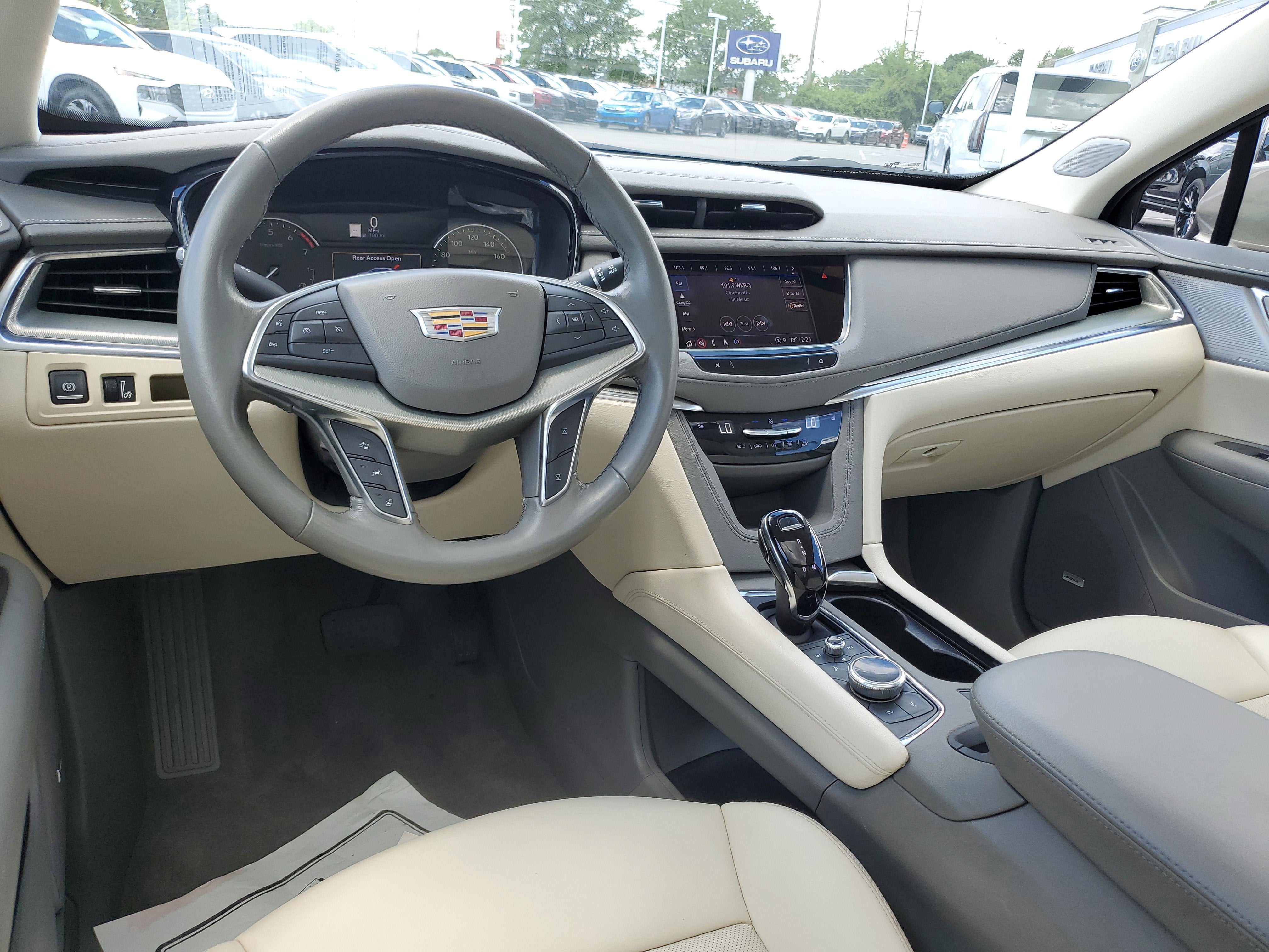 2023 Cadillac XT5 Premium Luxury