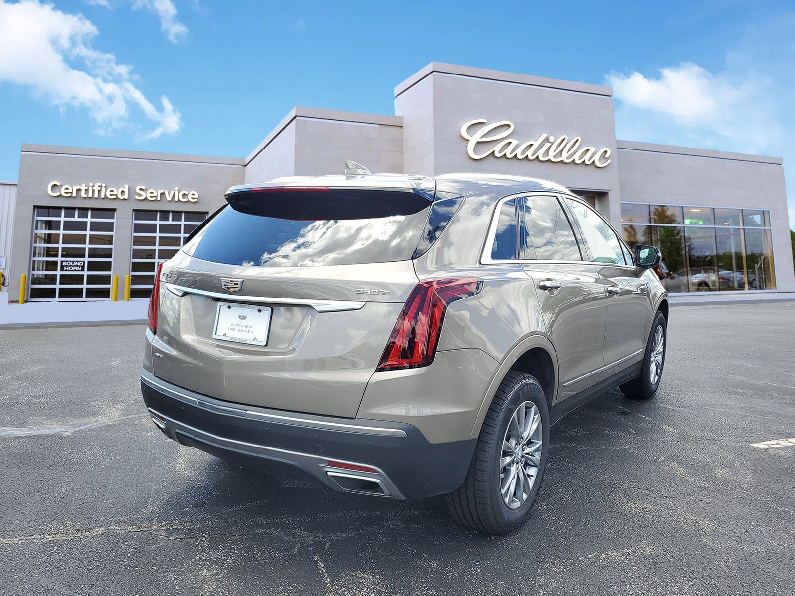 2023 Cadillac XT5 Premium Luxury