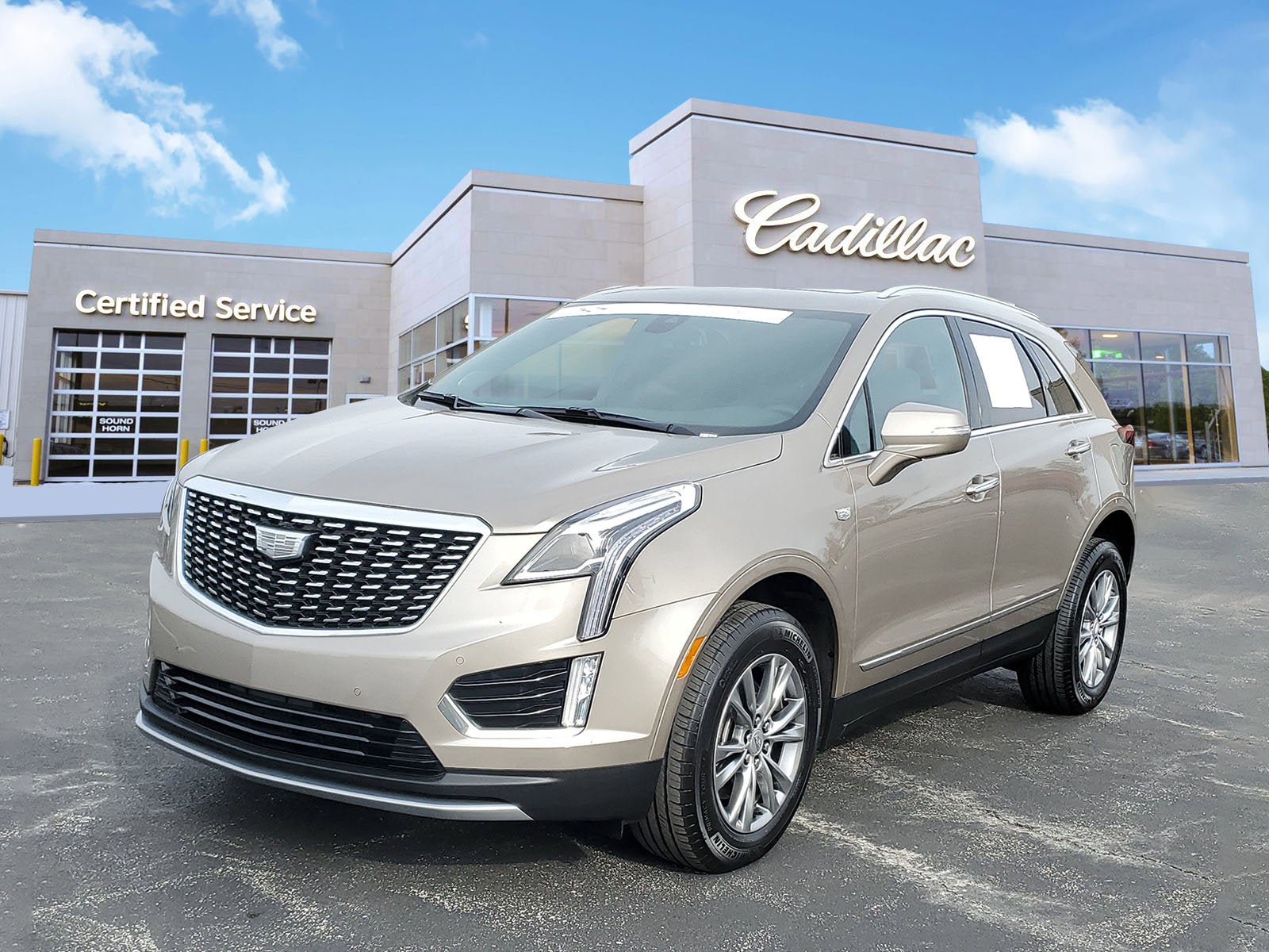 2022 Cadillac XT5 Premium Luxury
