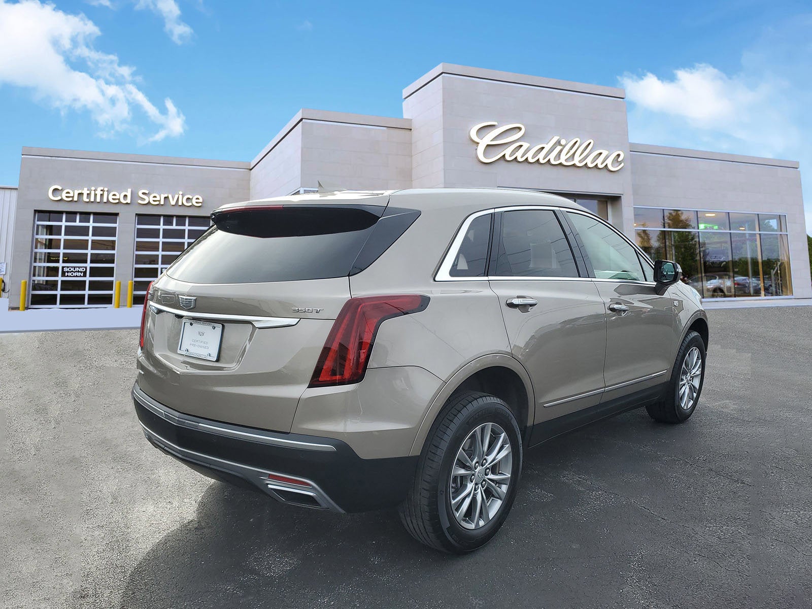 2022 Cadillac XT5 Premium Luxury