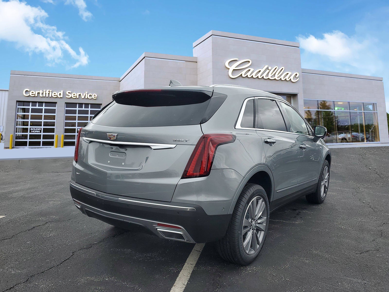 2026 Cadillac XT5 Premium Luxury