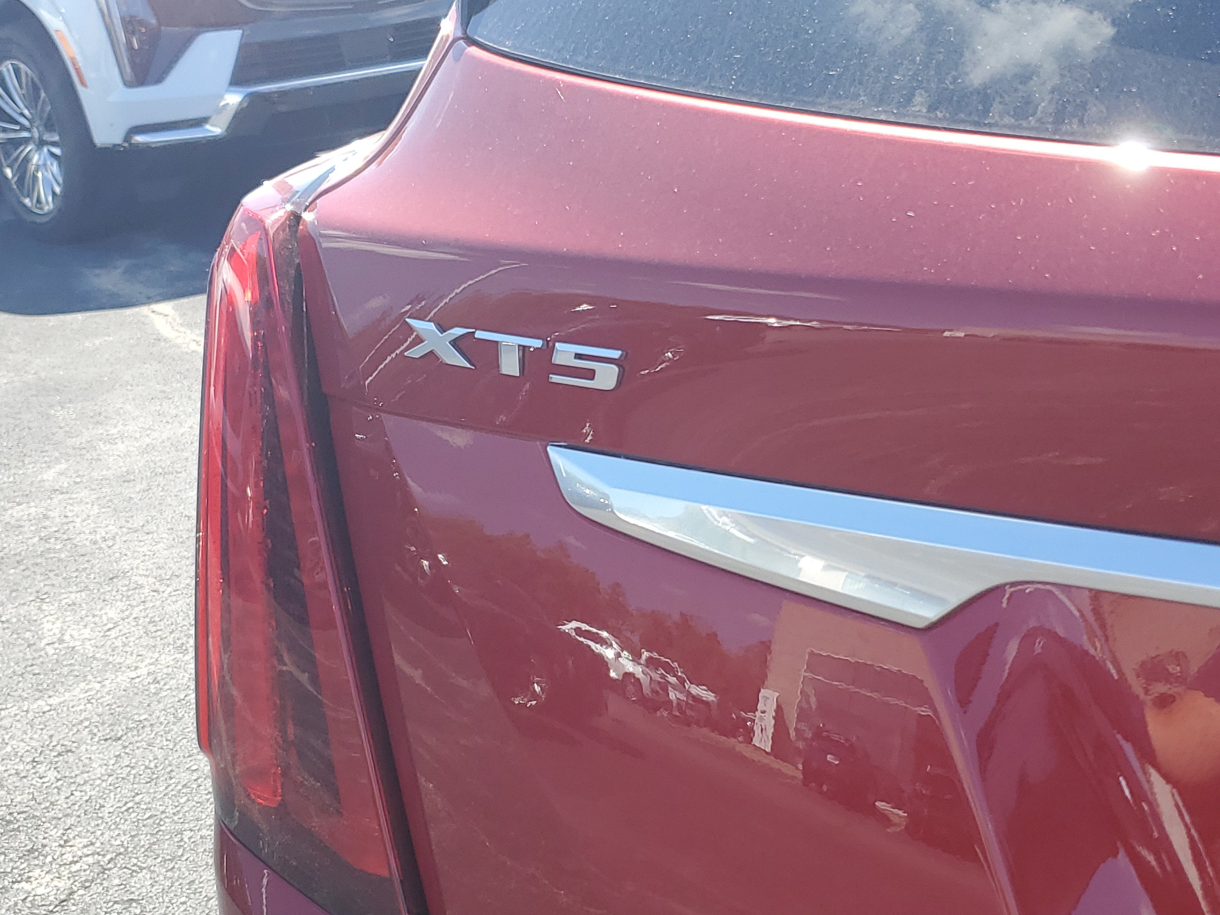 2026 Cadillac XT5 Premium Luxury
