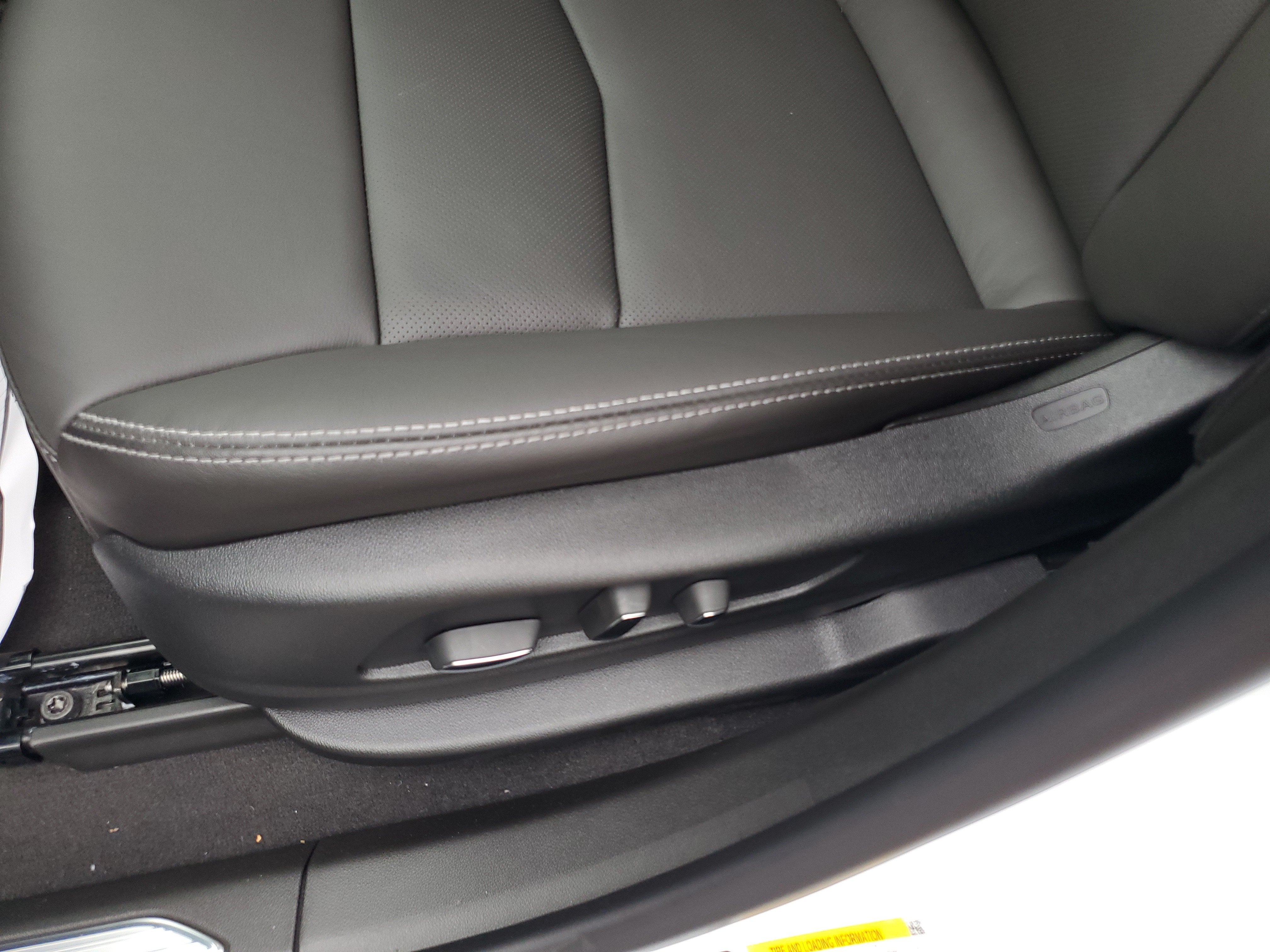 2026 Cadillac XT5 Premium Luxury - Photo 17