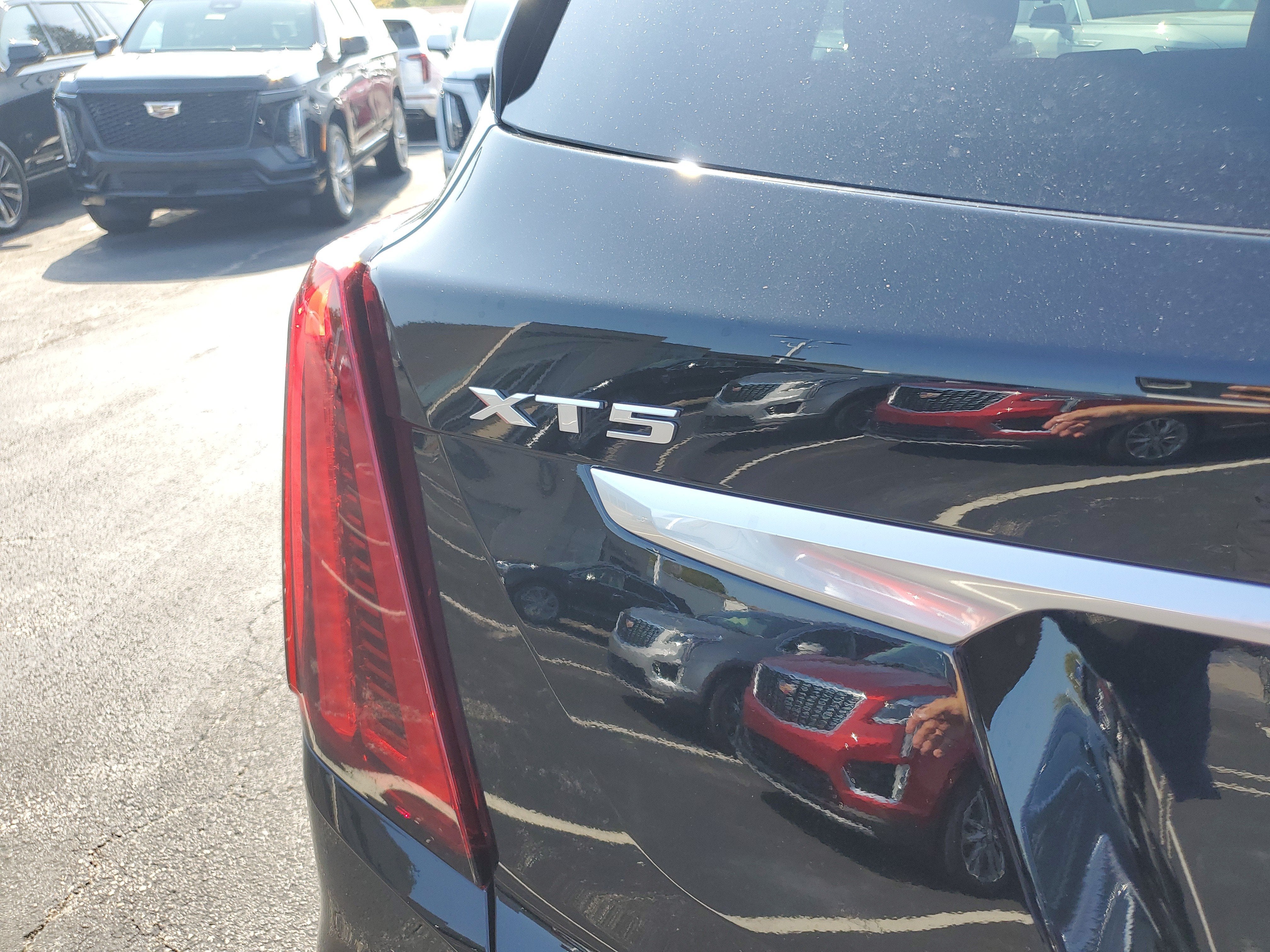 2026 Cadillac XT5 Premium Luxury