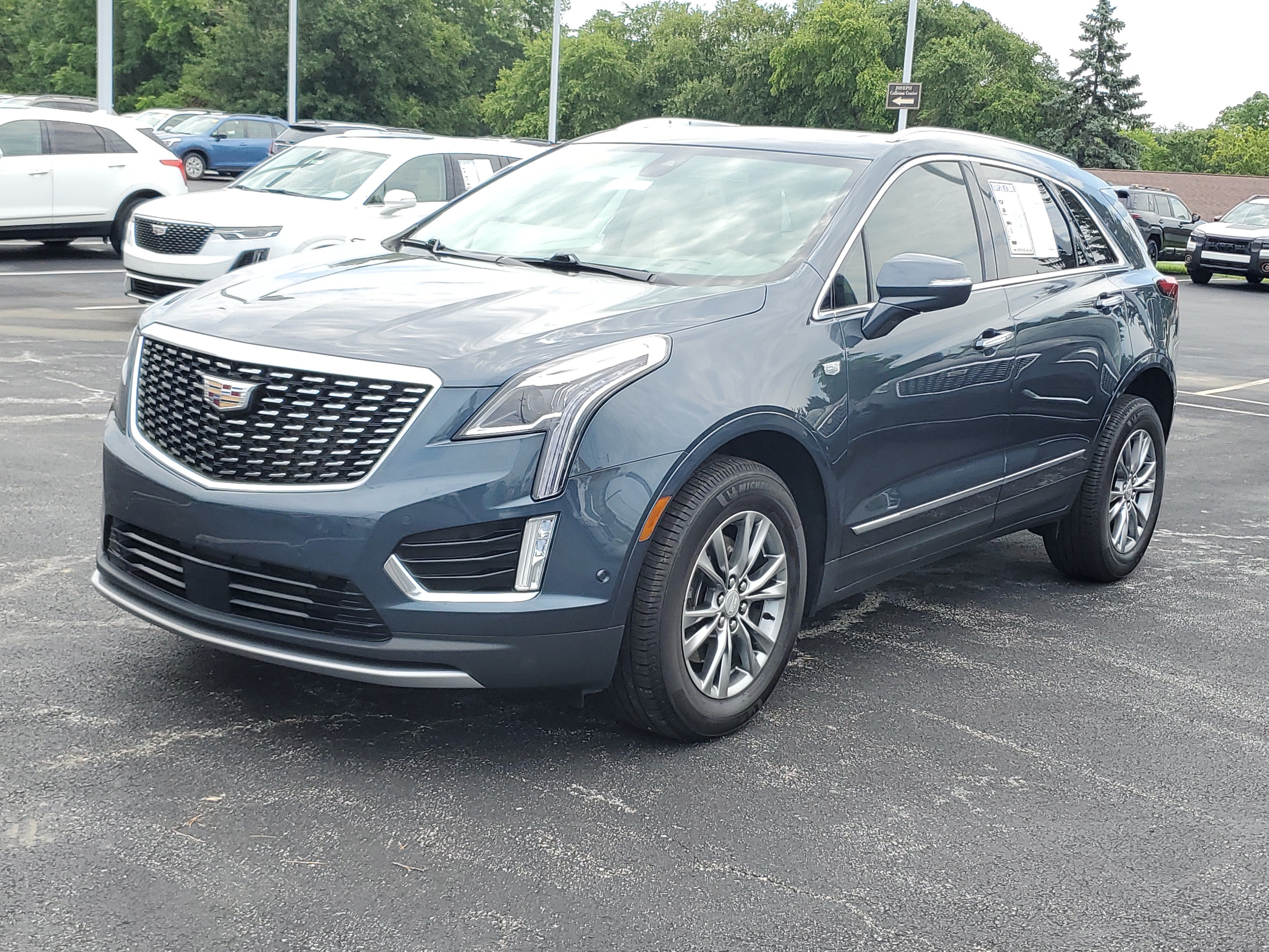 2021 Cadillac XT5 AWD Premium Luxury