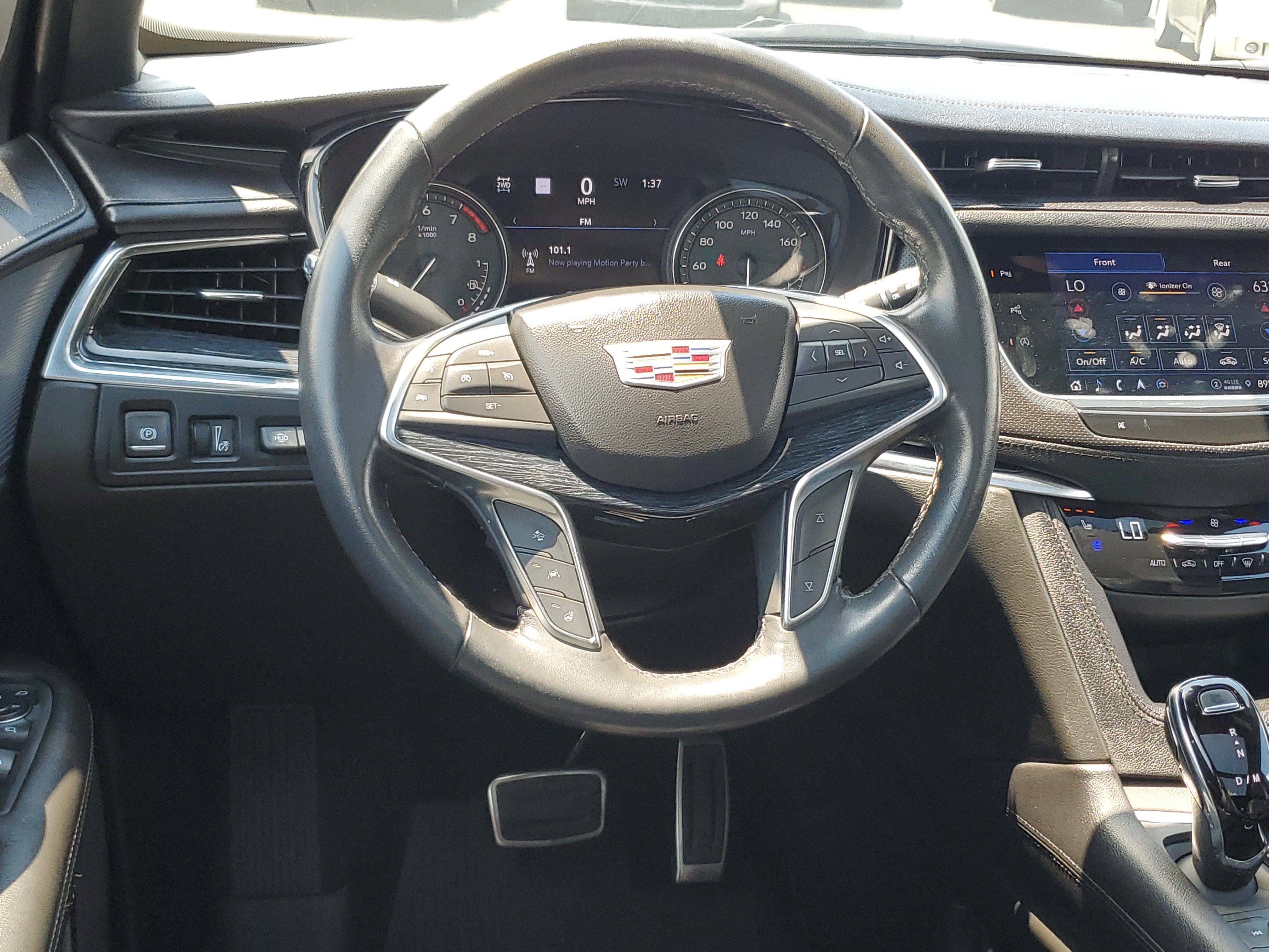 2023 Cadillac XT5 Premium Luxury