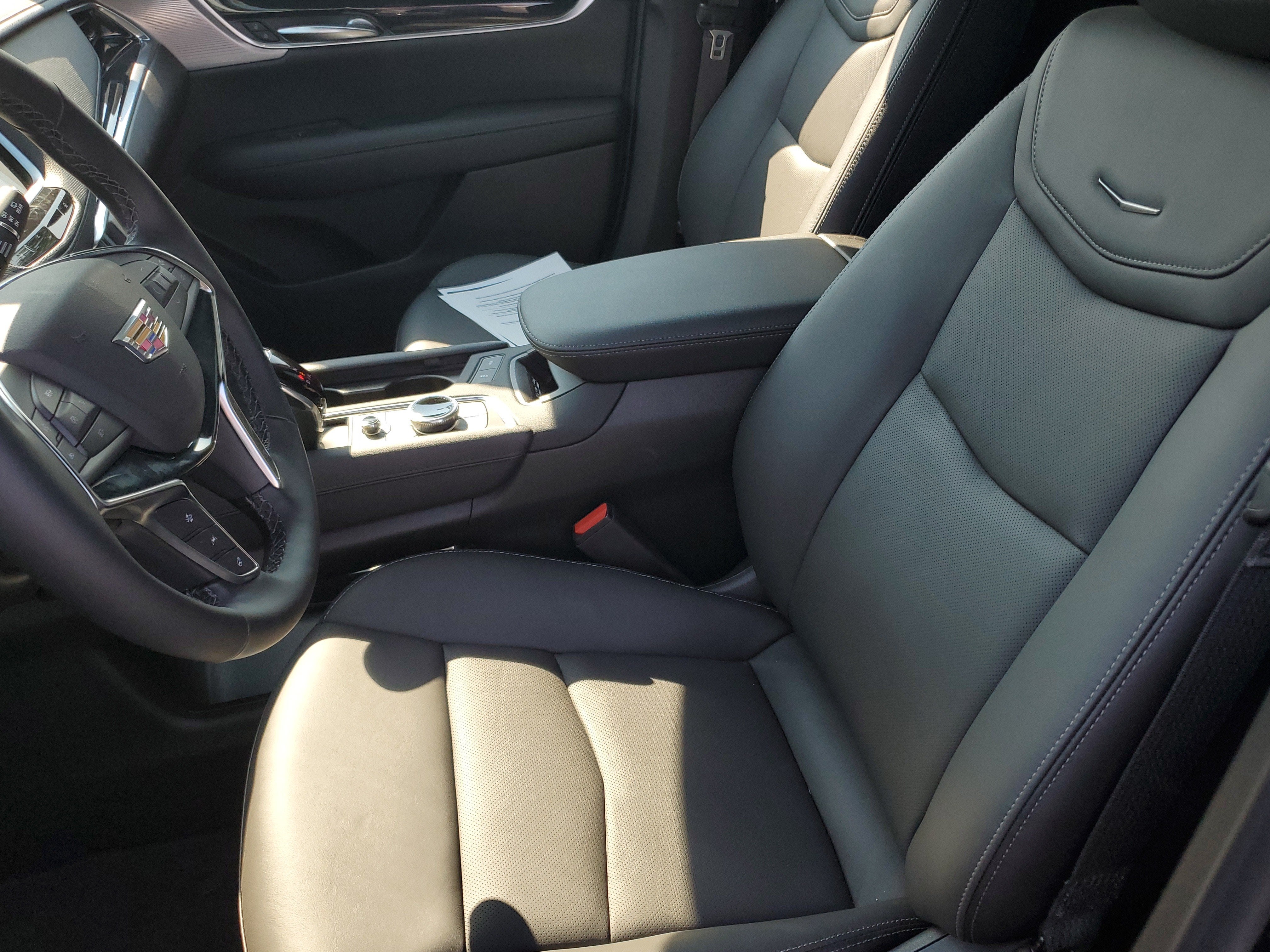 2026 Cadillac XT5 Premium Luxury