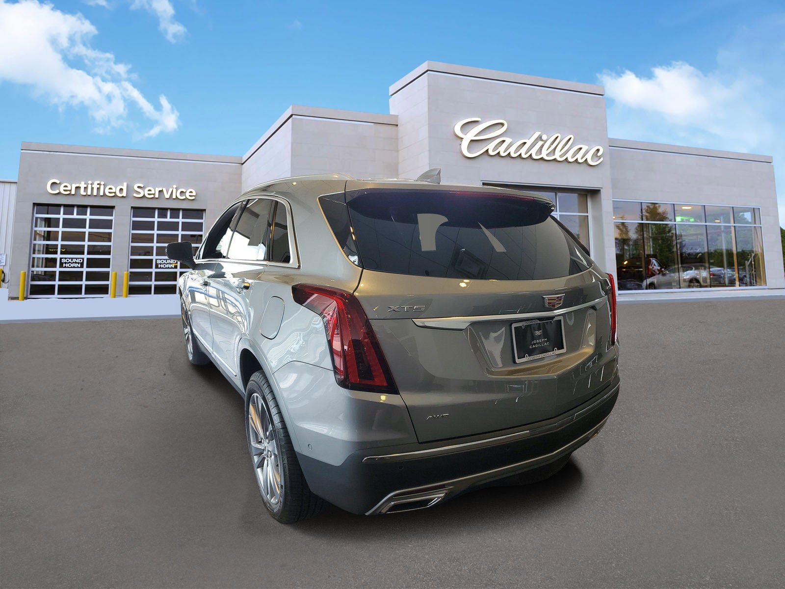 2026 Cadillac XT5 Premium Luxury