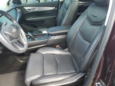 2017 Cadillac XT5 Luxury AWD