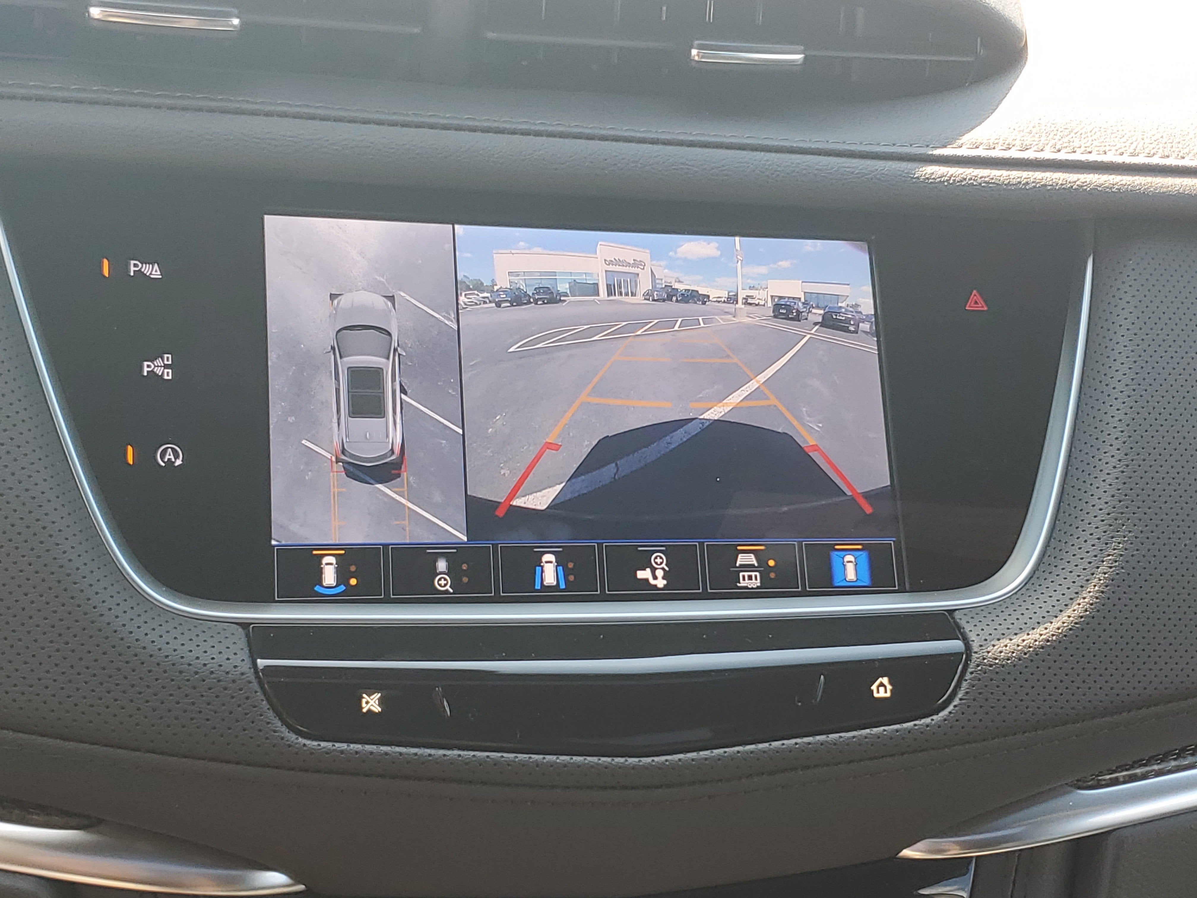 2026 Cadillac XT5 Sport