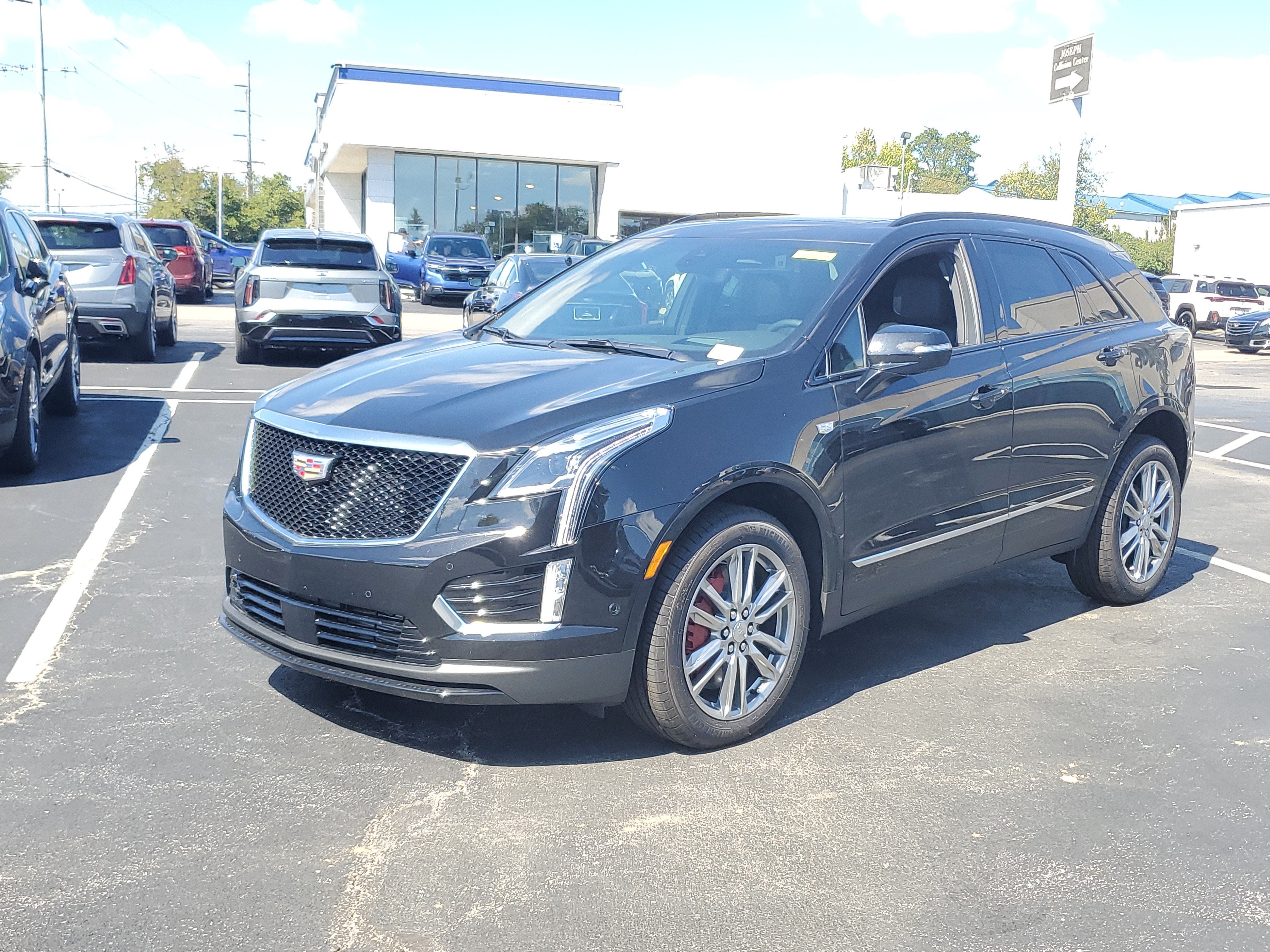 2026 Cadillac XT5 Sport