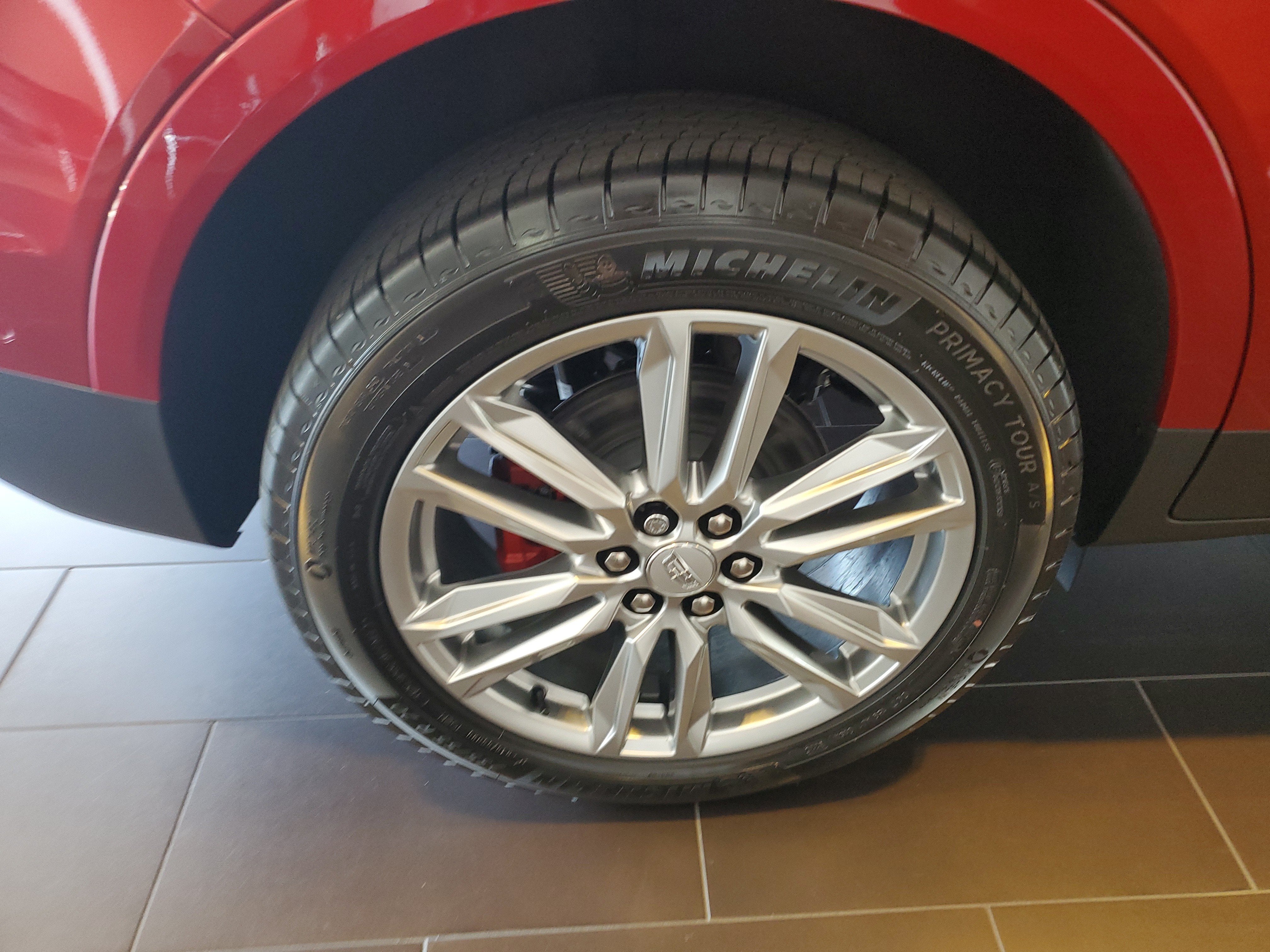 2026 Cadillac XT5 Sport