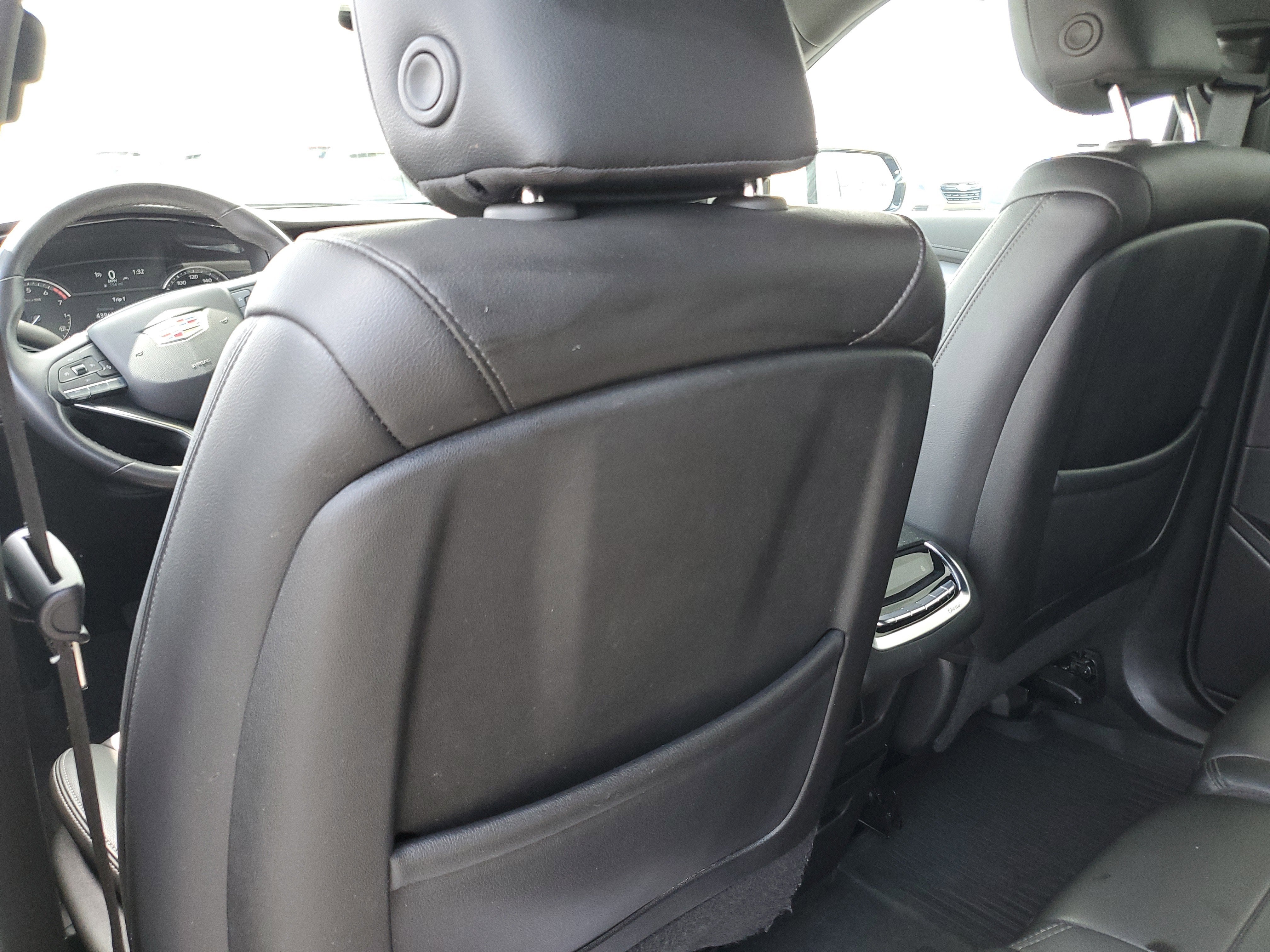 2024 Cadillac XT6 Luxury