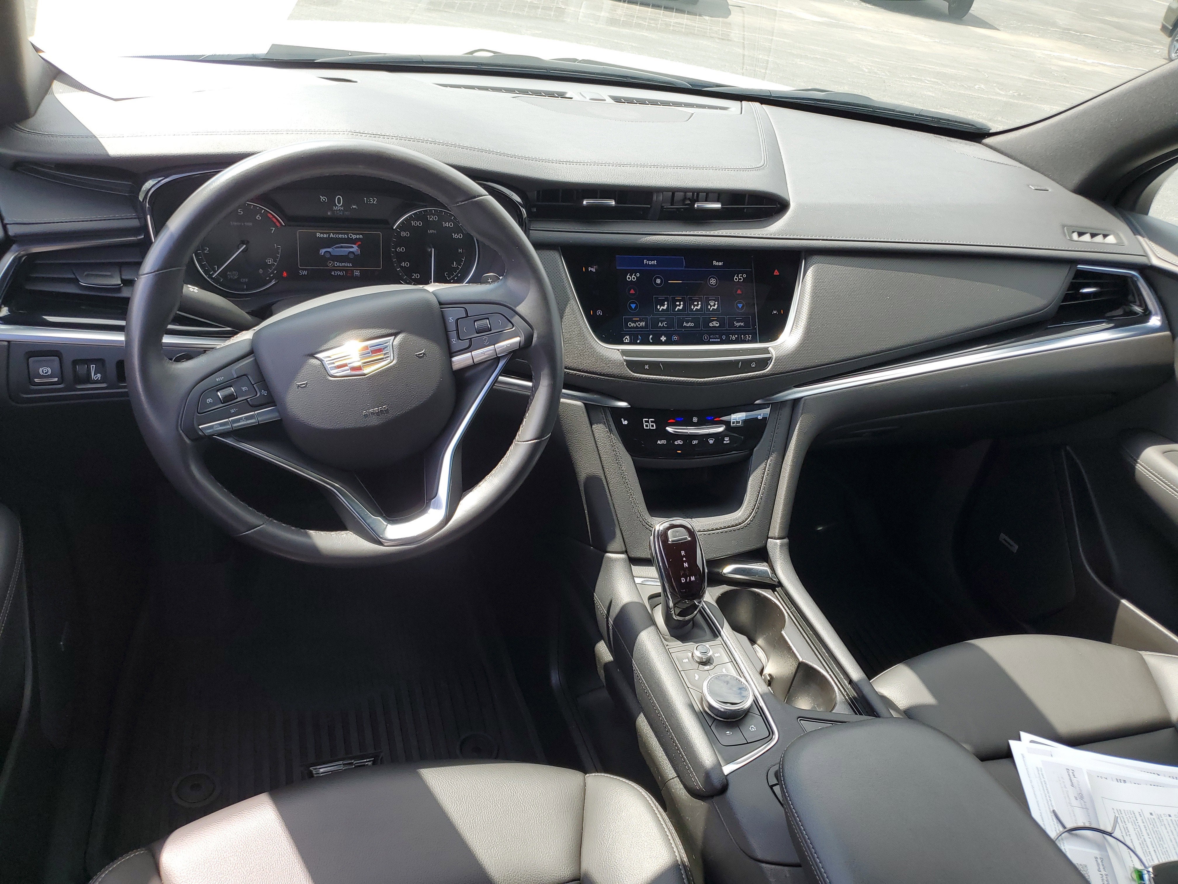 2024 Cadillac XT6 Luxury