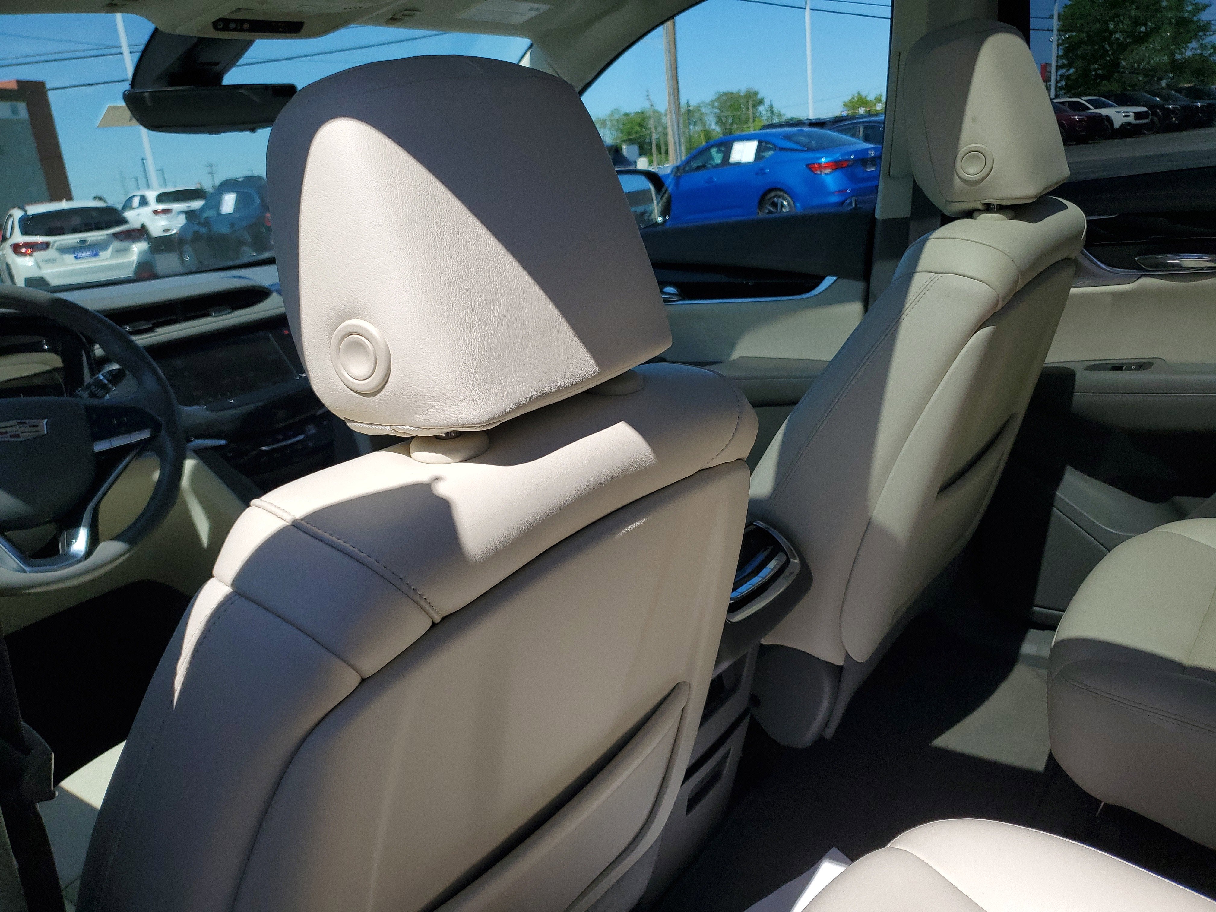 2021 Cadillac XT6 Premium Luxury