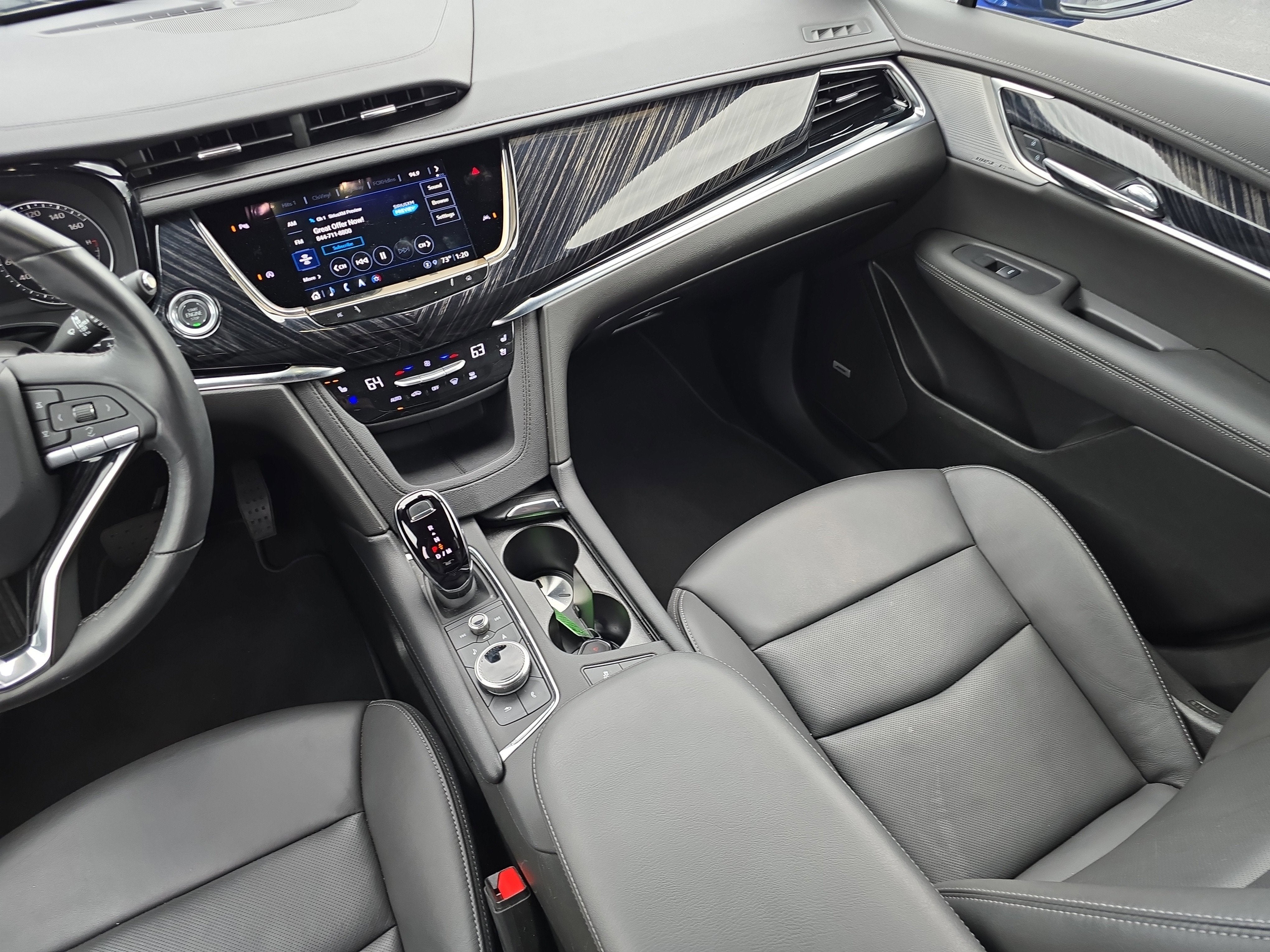 2025 Cadillac XT6 Premium Luxury