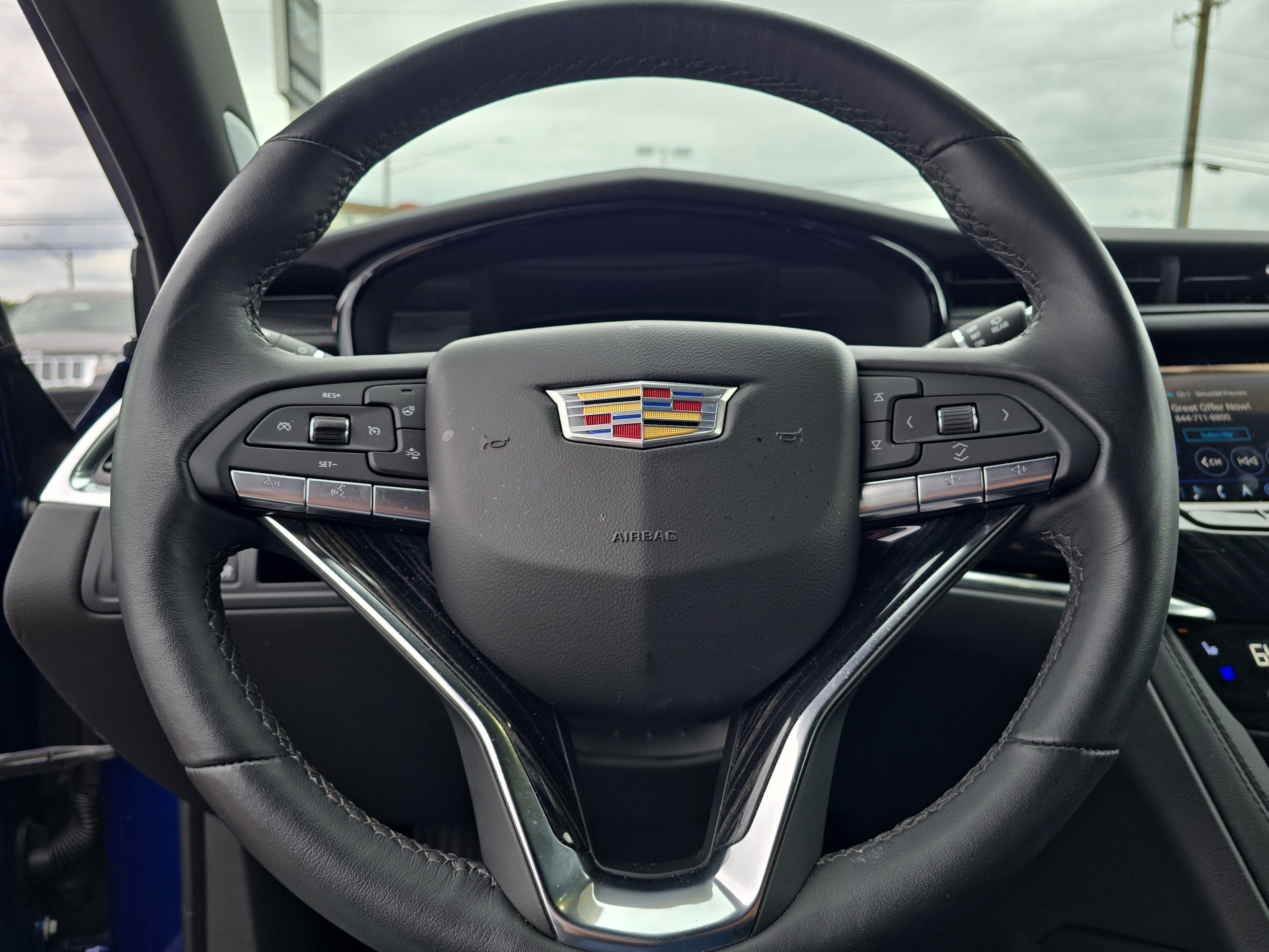 2025 Cadillac XT6 Premium Luxury