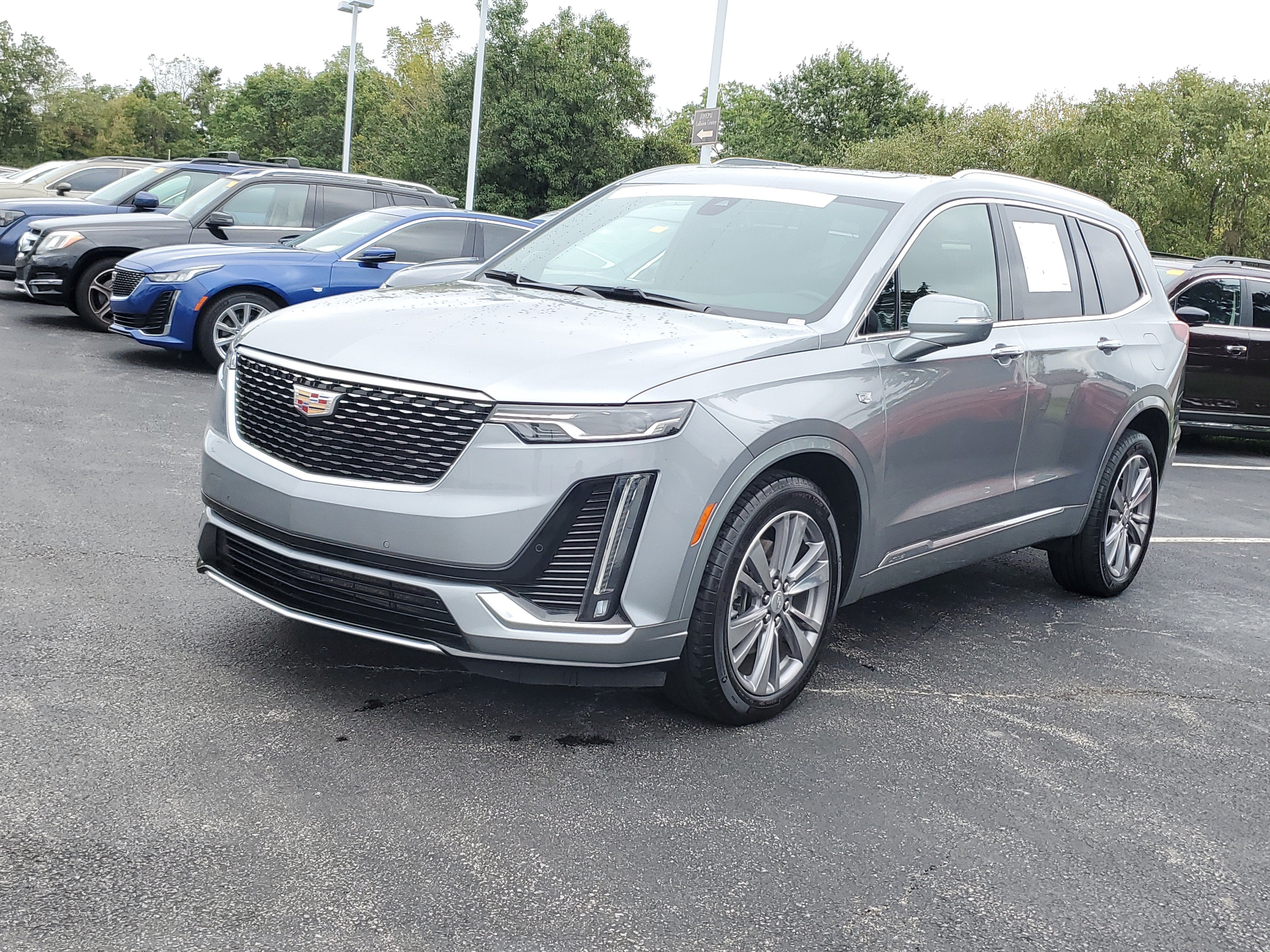 2025 Cadillac XT6 Premium Luxury