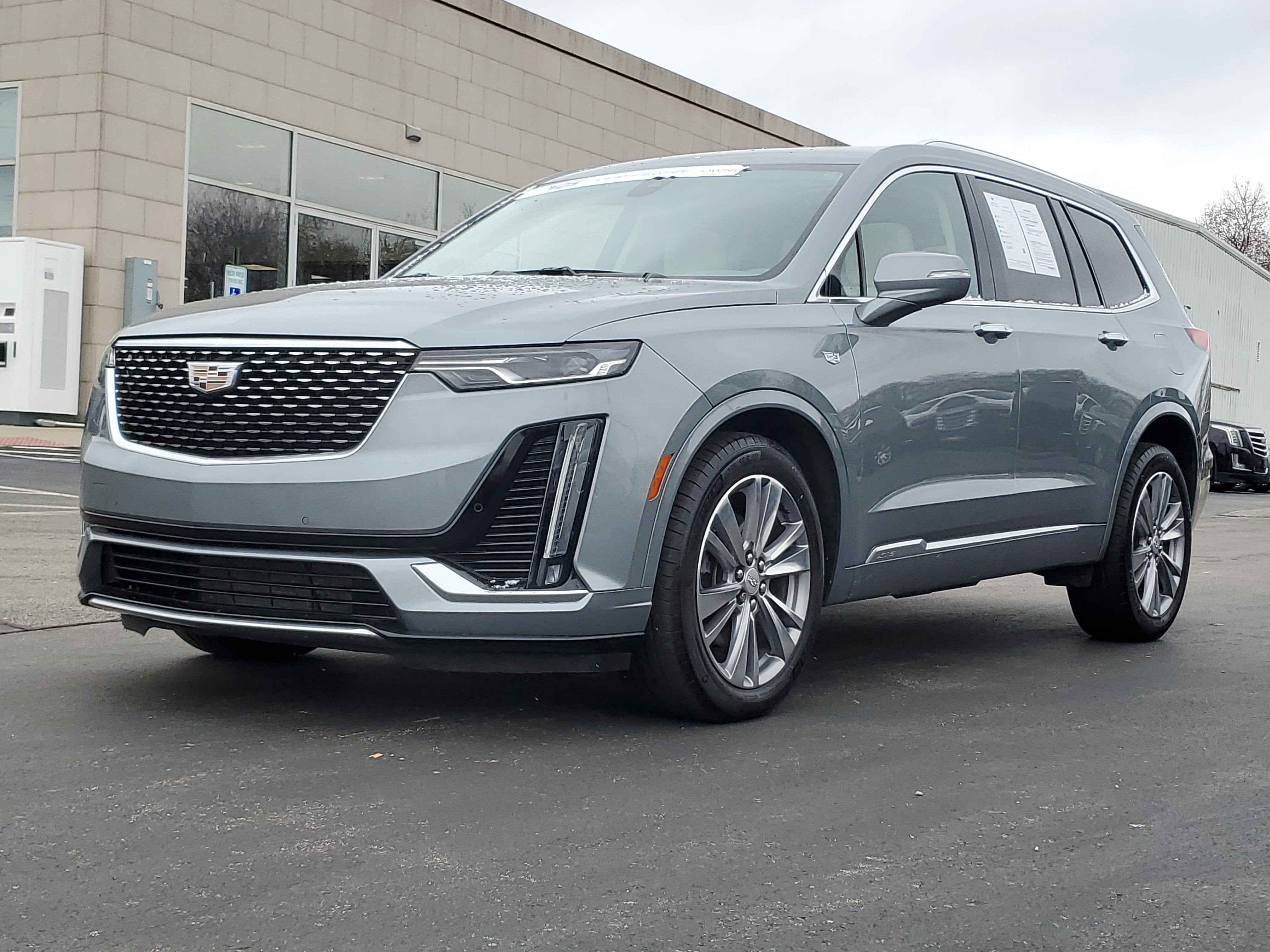 2023 Cadillac XT6 Premium Luxury