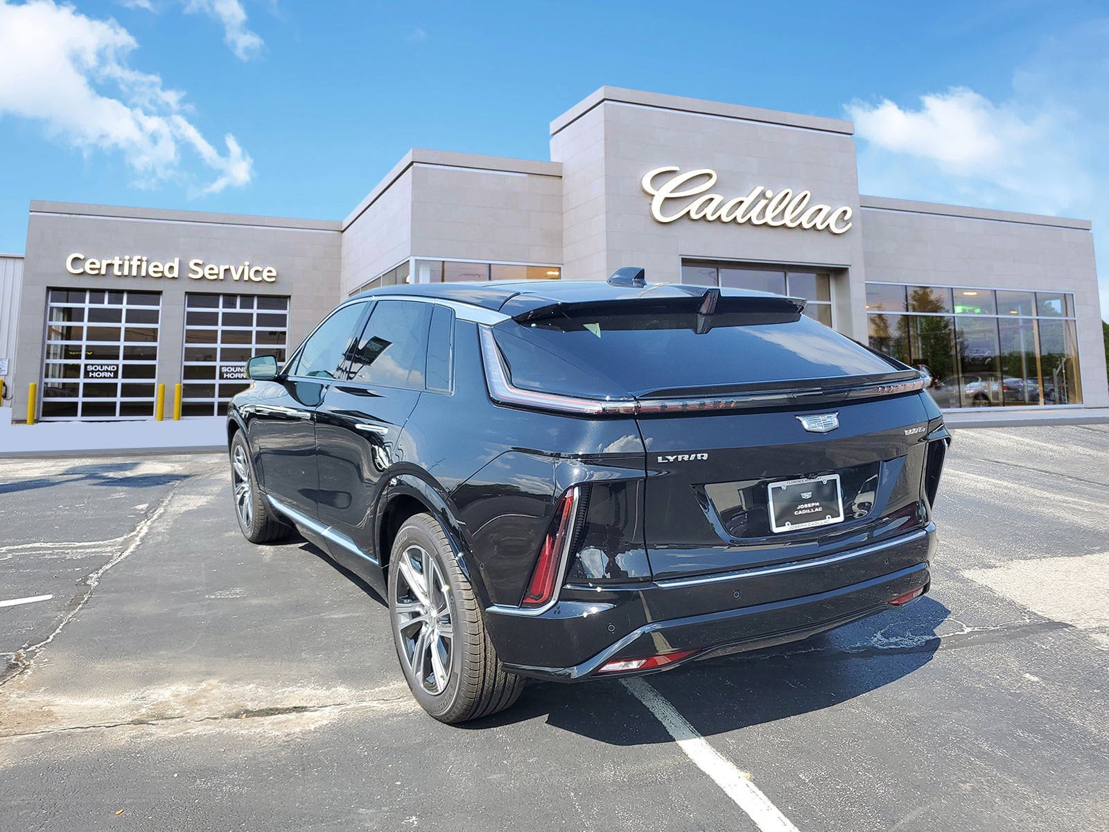 2026 Cadillac LYRIQ Luxury