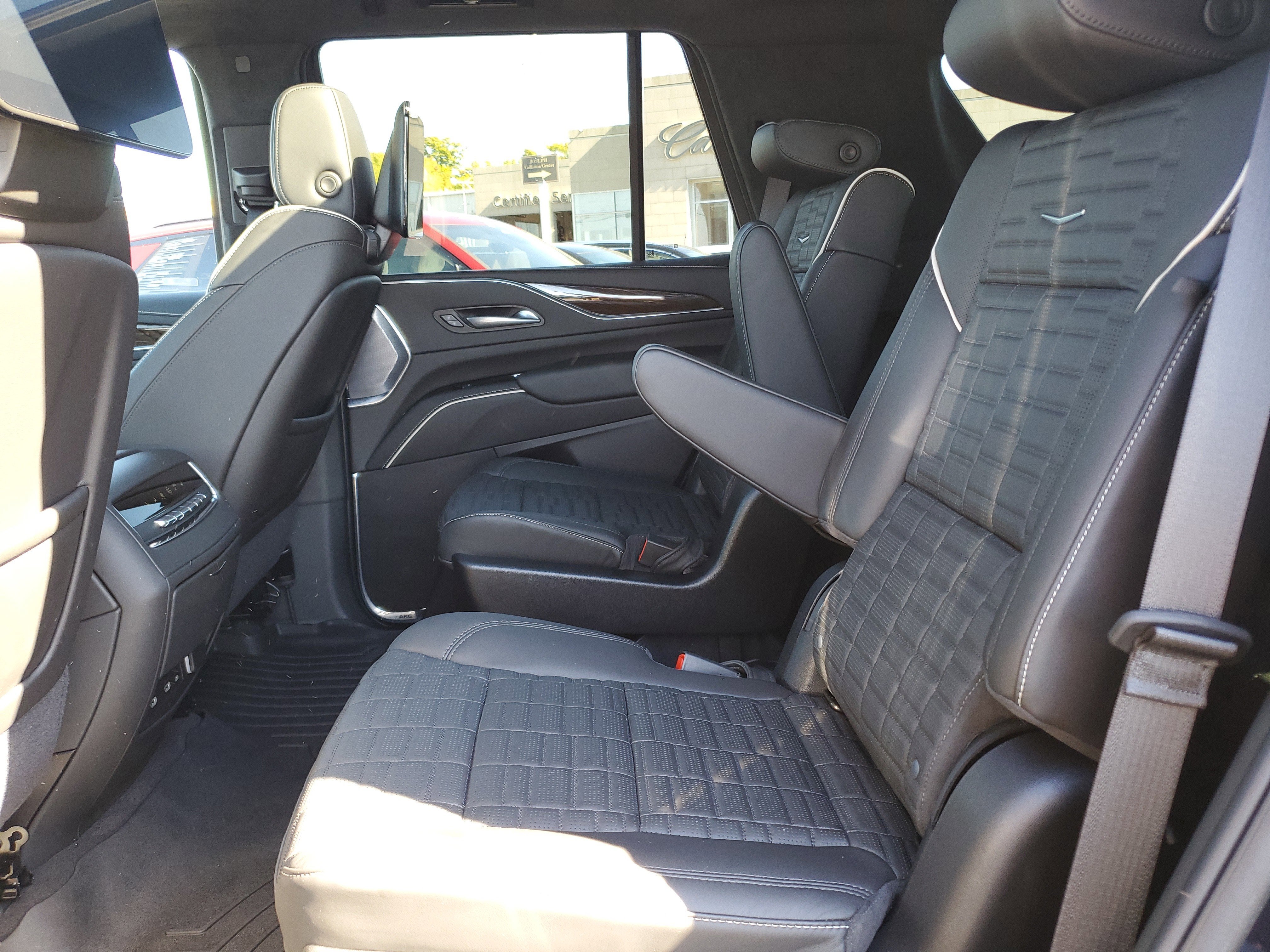 2024 Cadillac Escalade Premium Luxury Platinum