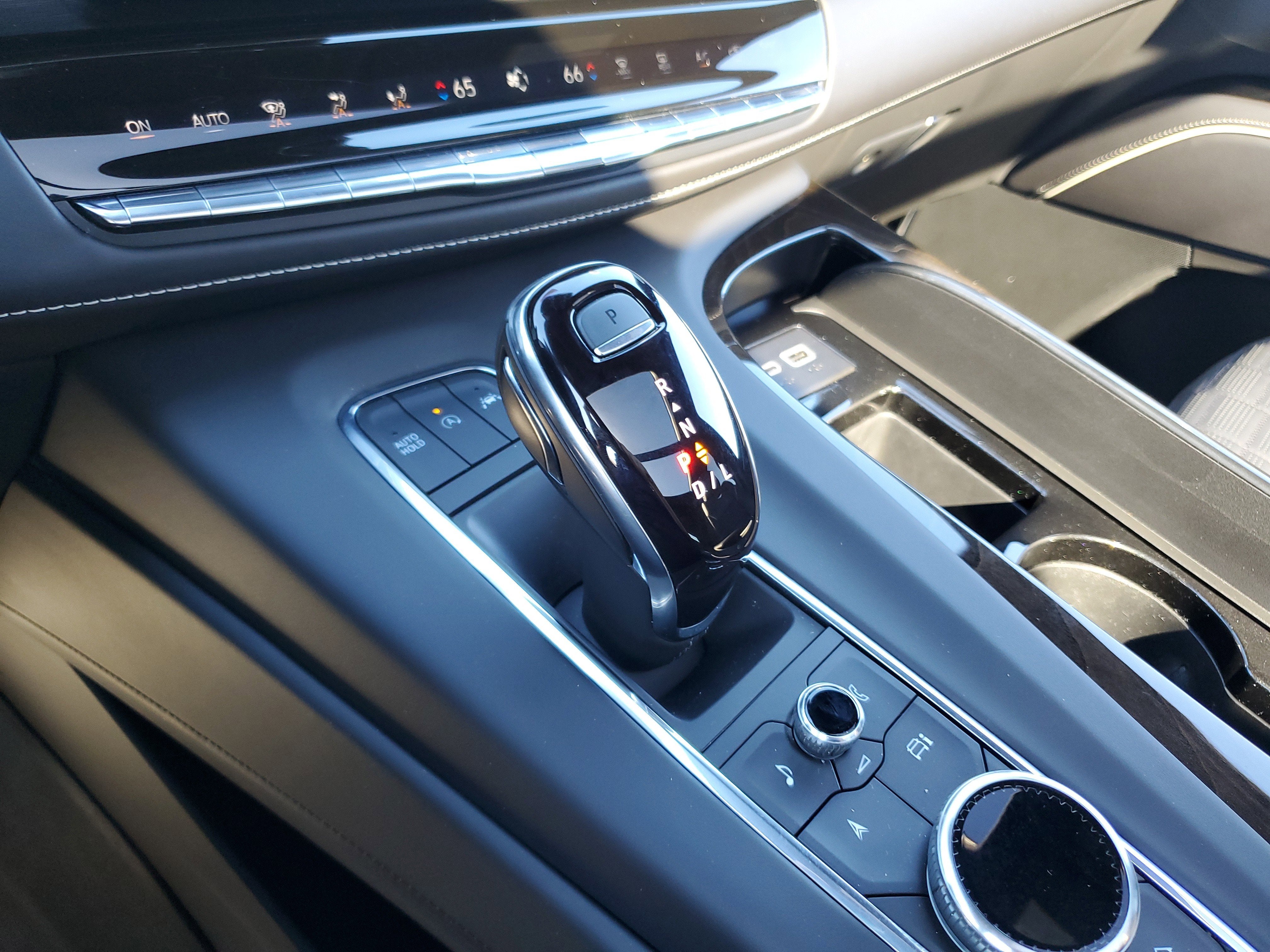 2024 Cadillac Escalade Premium Luxury Platinum