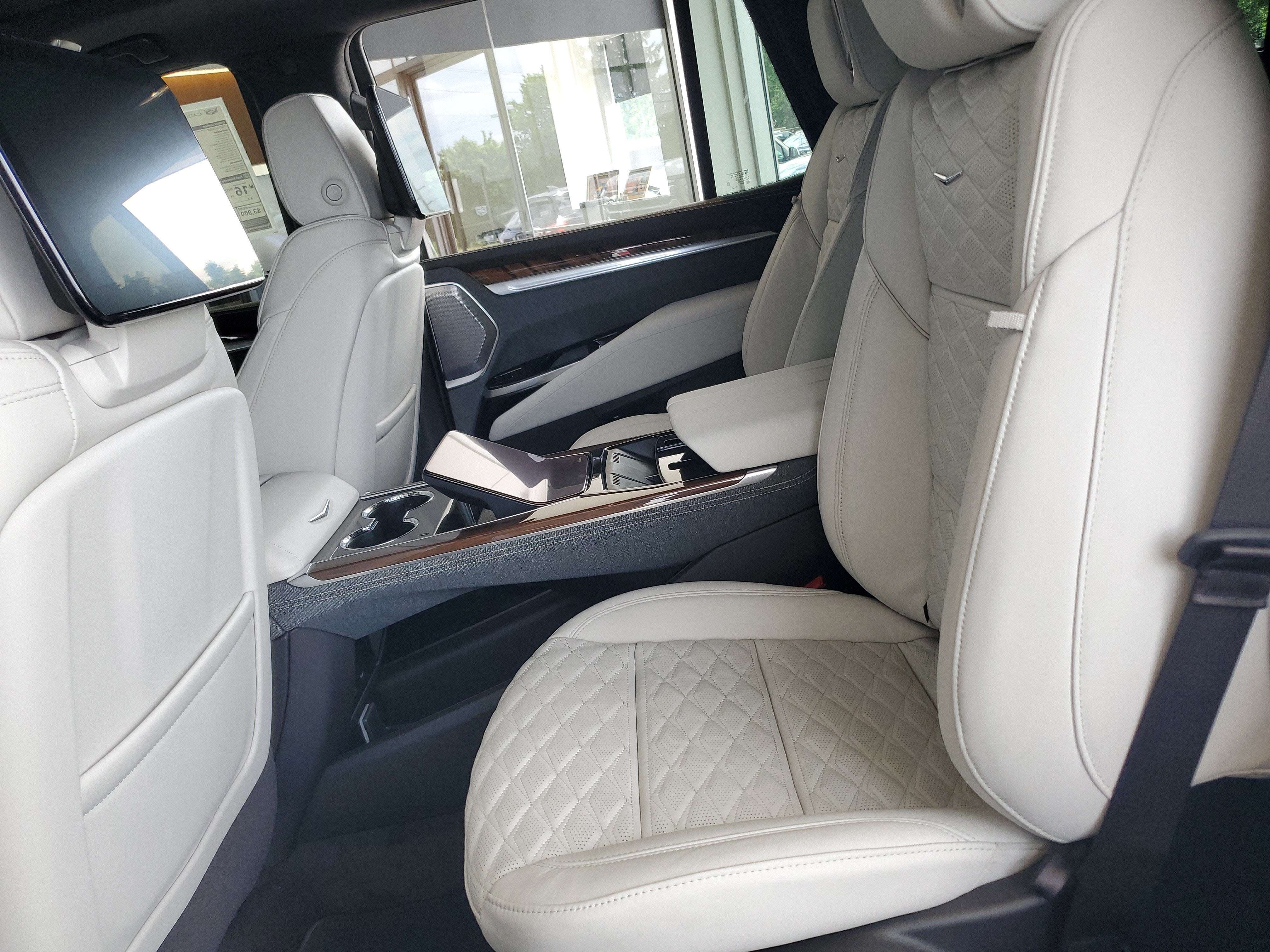 2026 Cadillac Escalade Platinum Luxury