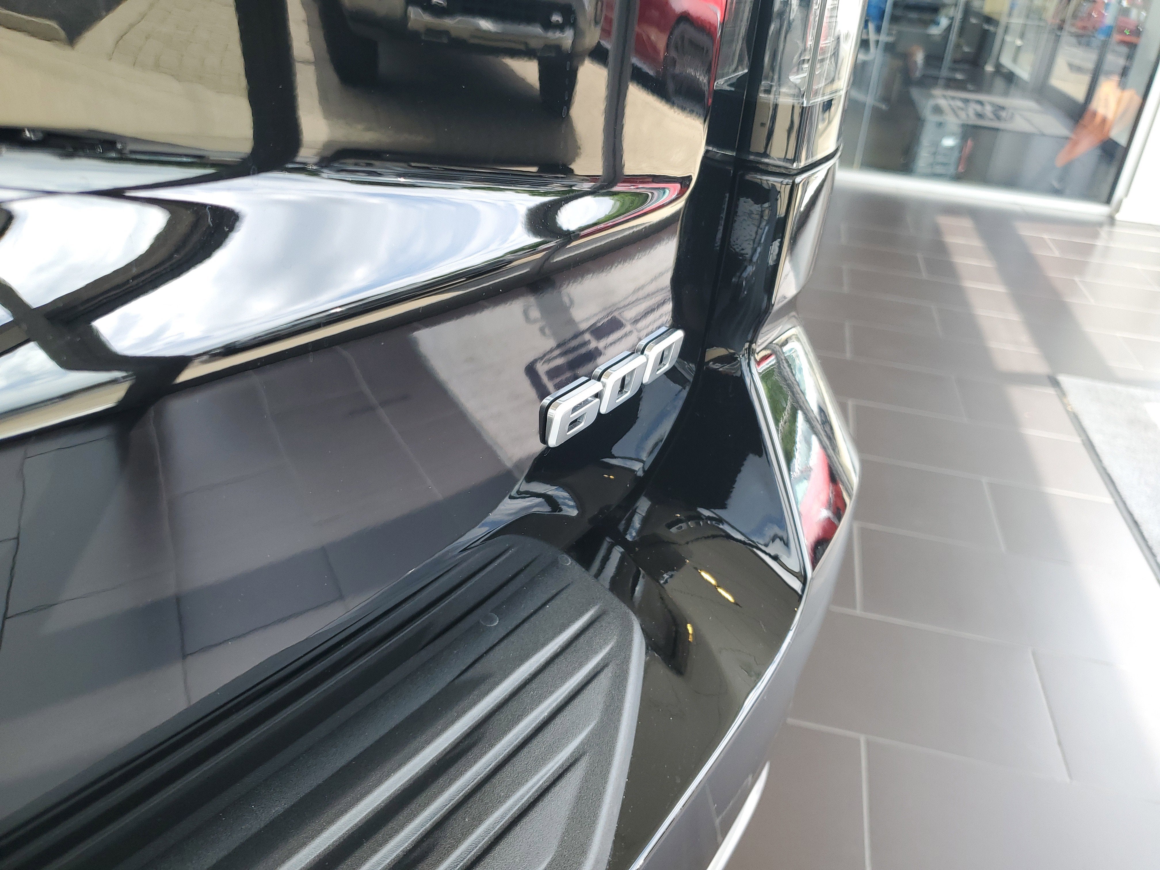2026 Cadillac Escalade Platinum Luxury