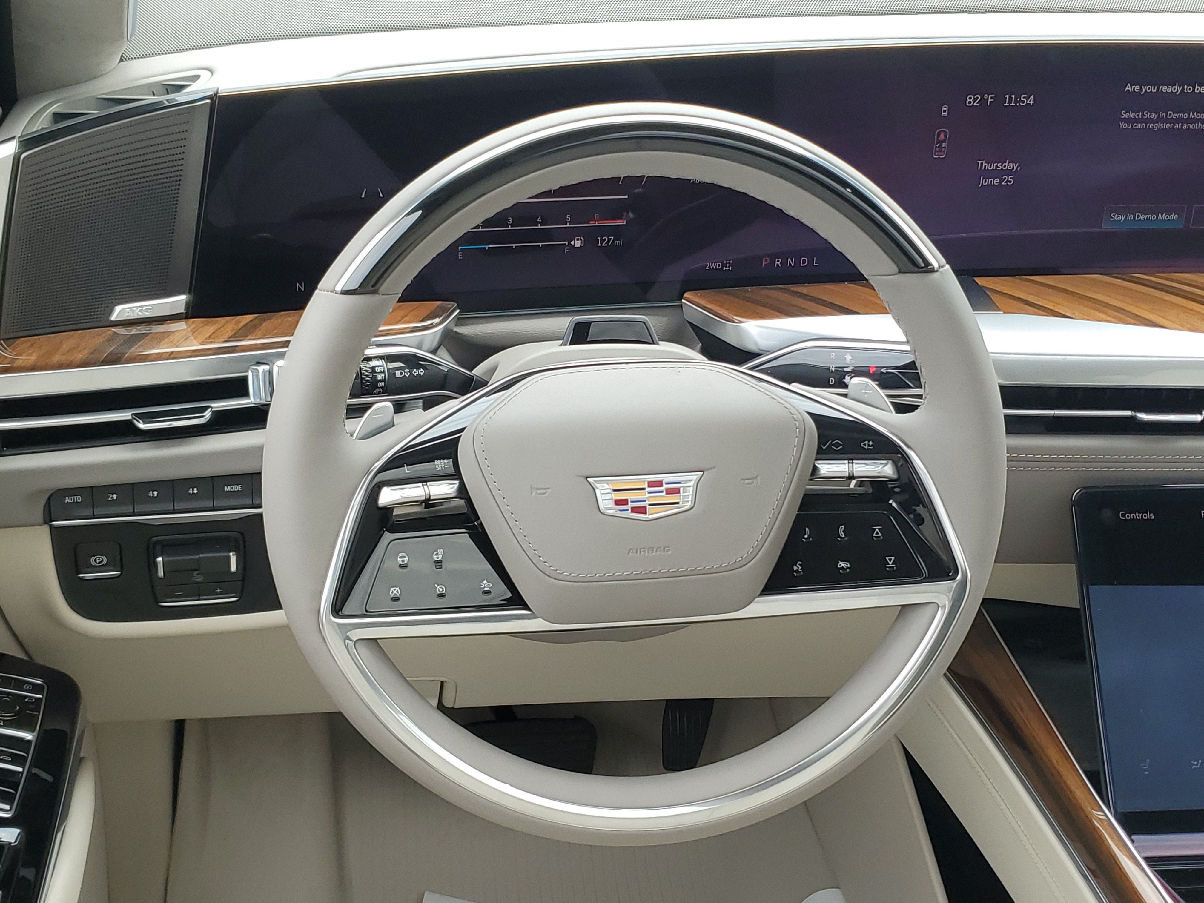 2026 Cadillac Escalade ESV Platinum Luxury