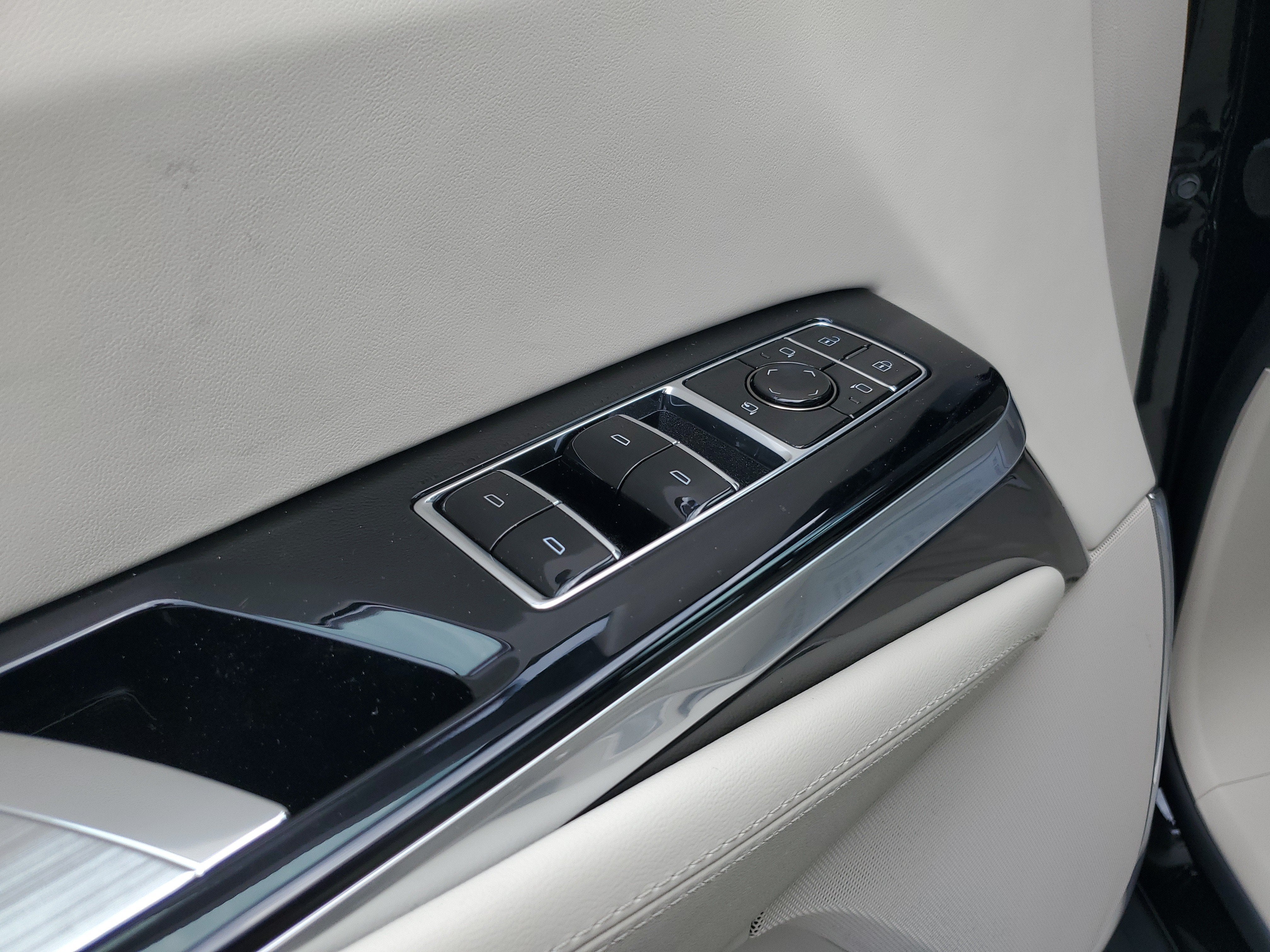 2026 Cadillac Escalade ESV Platinum Luxury