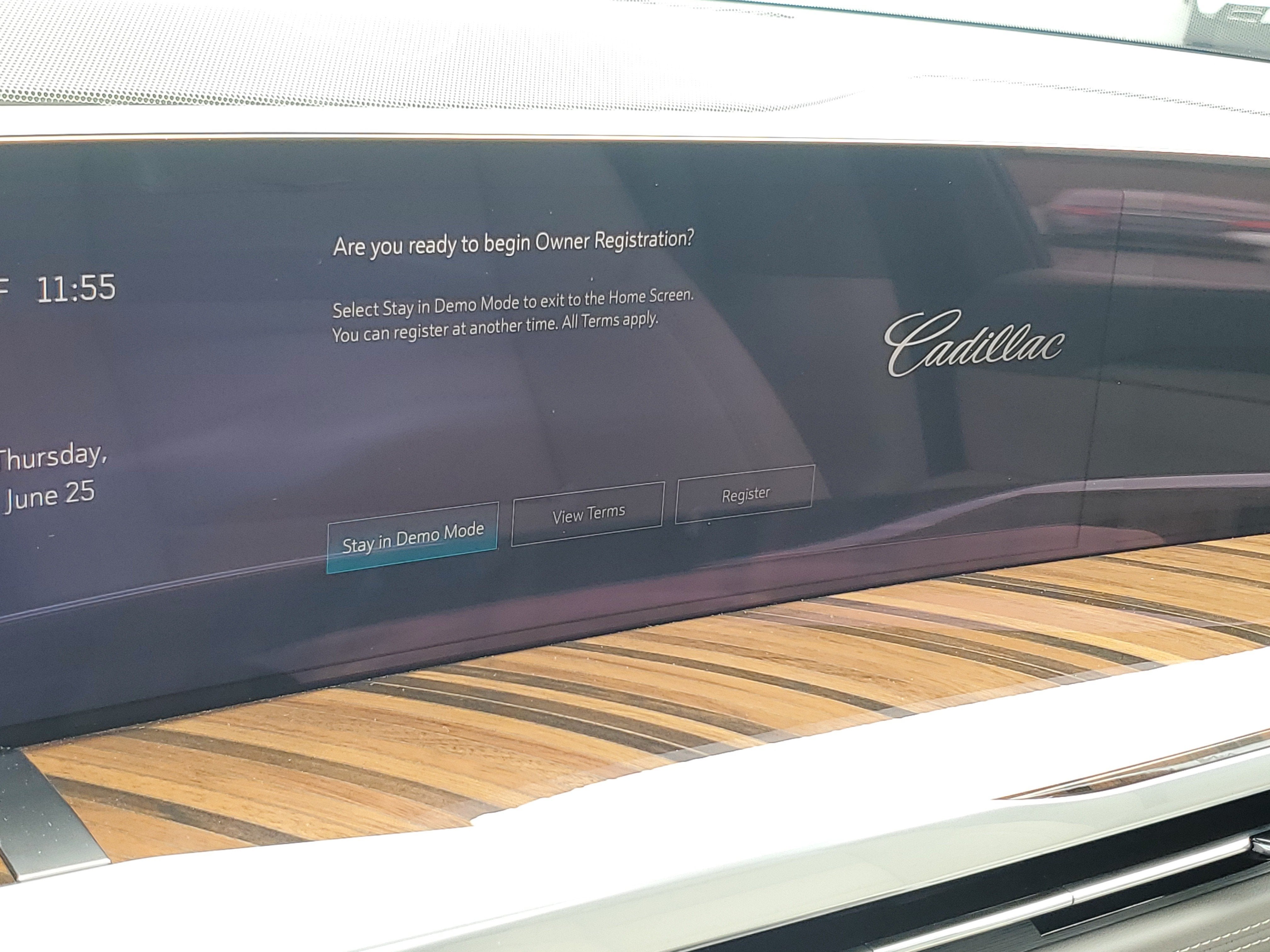 2026 Cadillac Escalade ESV Platinum Luxury
