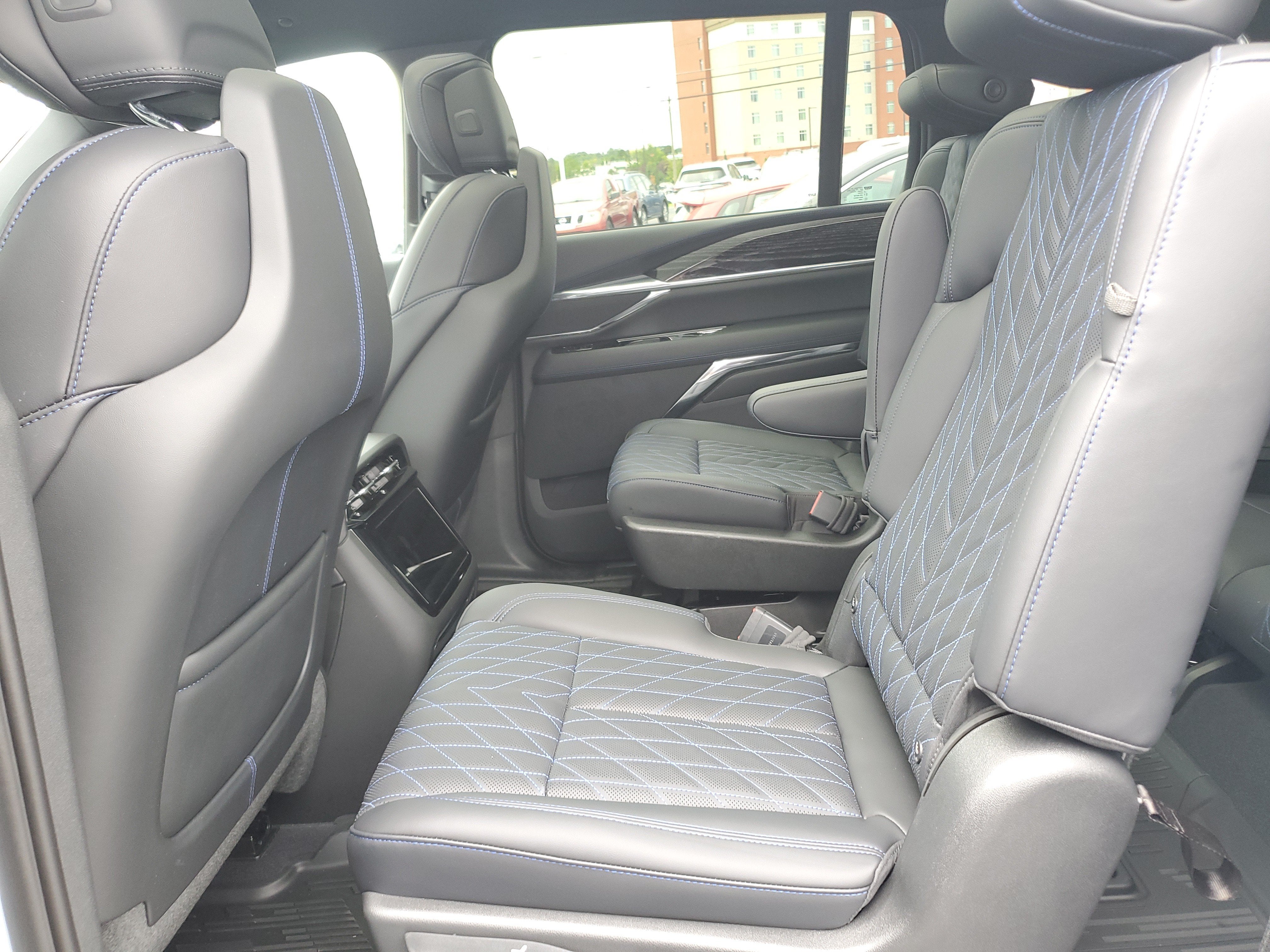 2026 Cadillac ESCALADE IQ Luxury