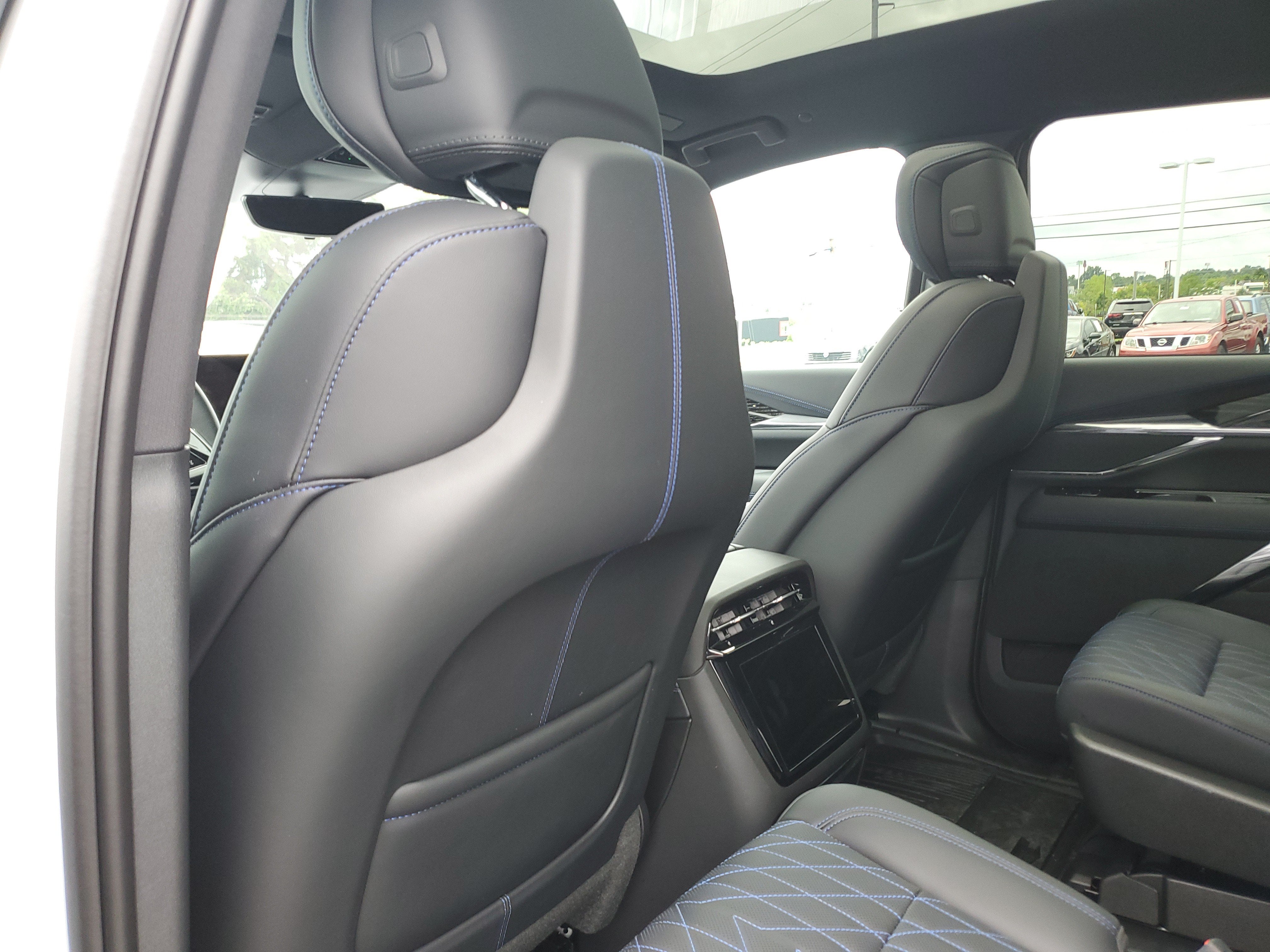 2026 Cadillac ESCALADE IQ Luxury