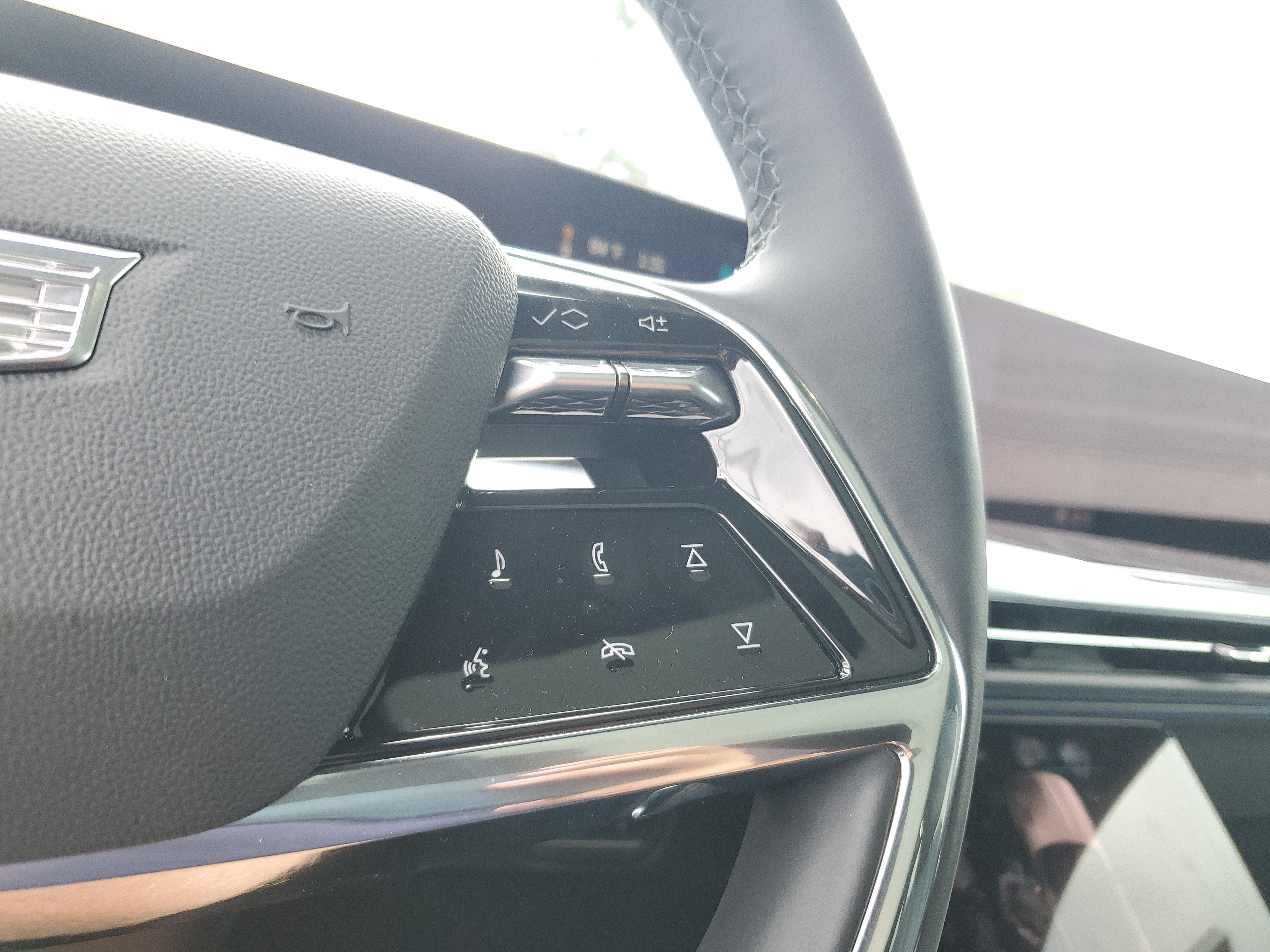 2026 Cadillac ESCALADE IQ Luxury