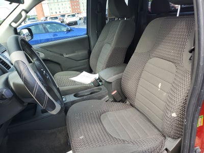 2015 Nissan Frontier SV