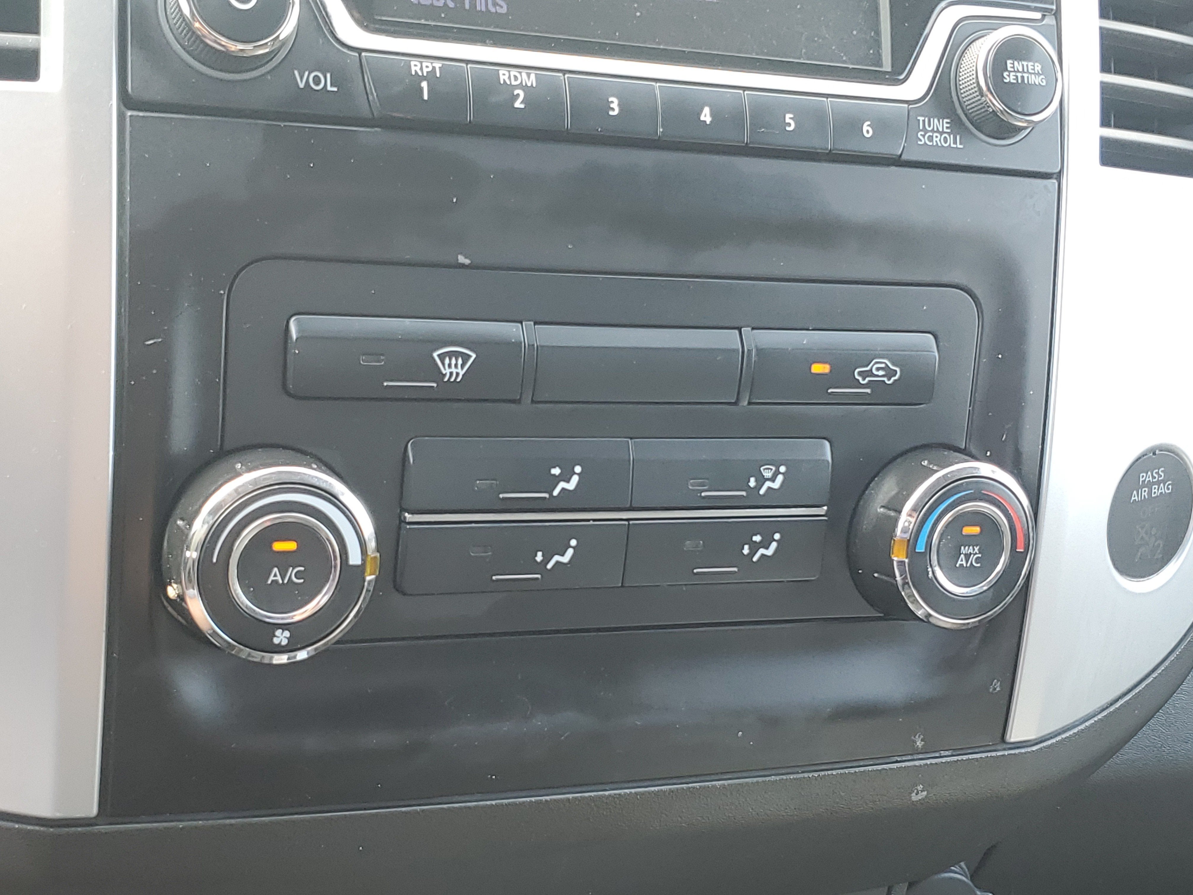 2015 Nissan Frontier SV