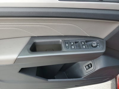 2022 Volkswagen Atlas Cross Sport 3.6L V6 SE w/Technology