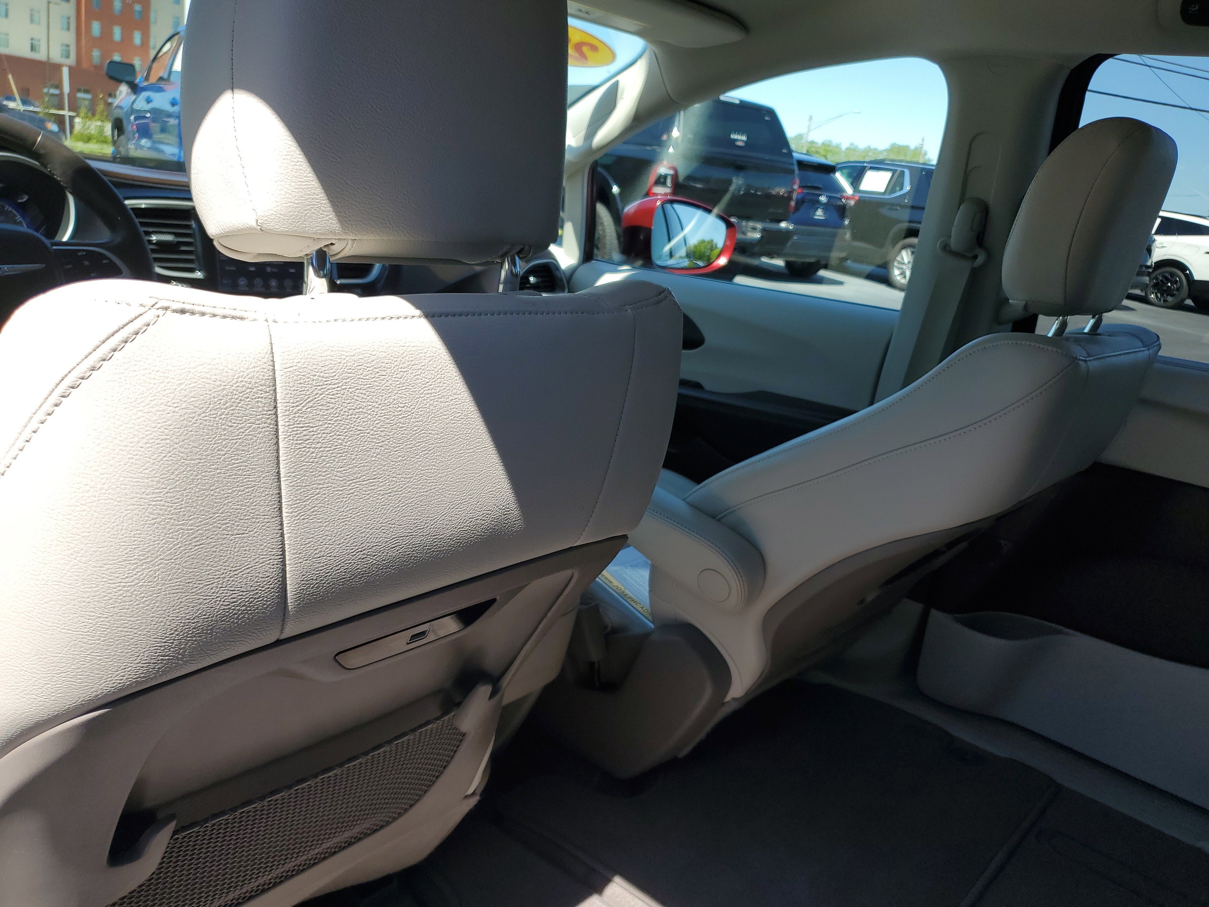 2020 Chrysler Pacifica Touring L