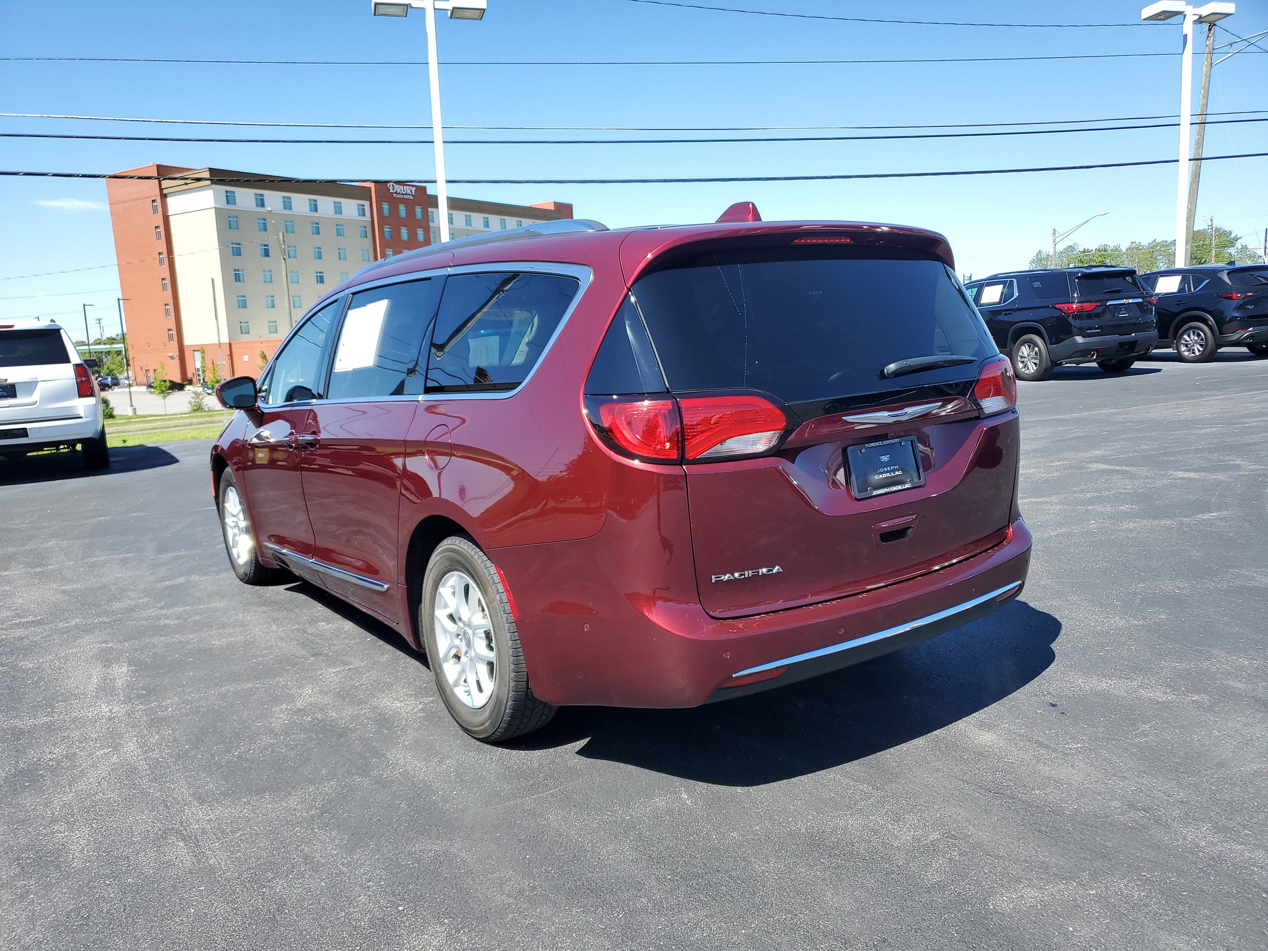2020 Chrysler Pacifica Touring L
